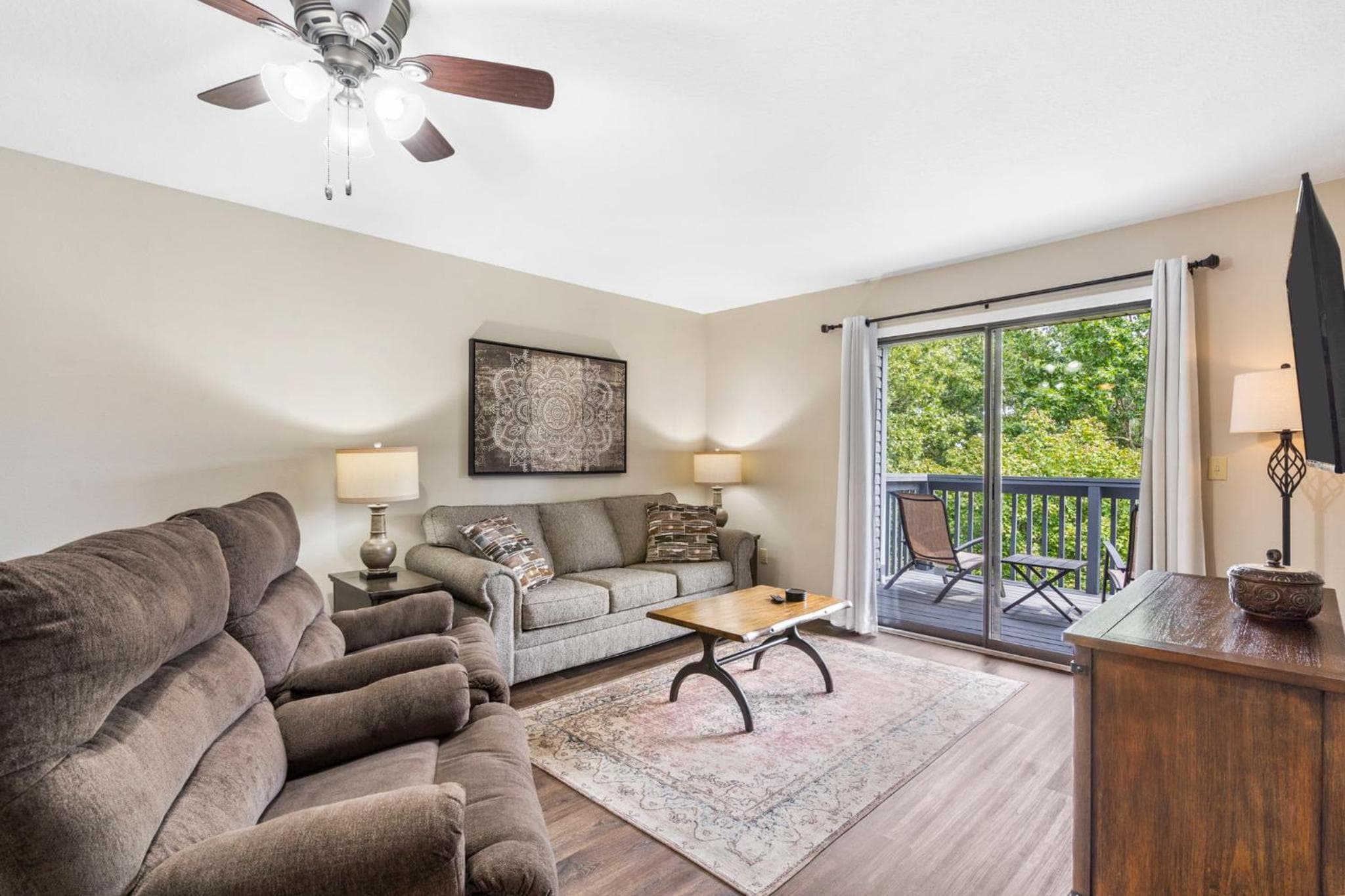 Ozark Mountain Retreat, Family Condo with Resort Amenities, Branson, photo 3