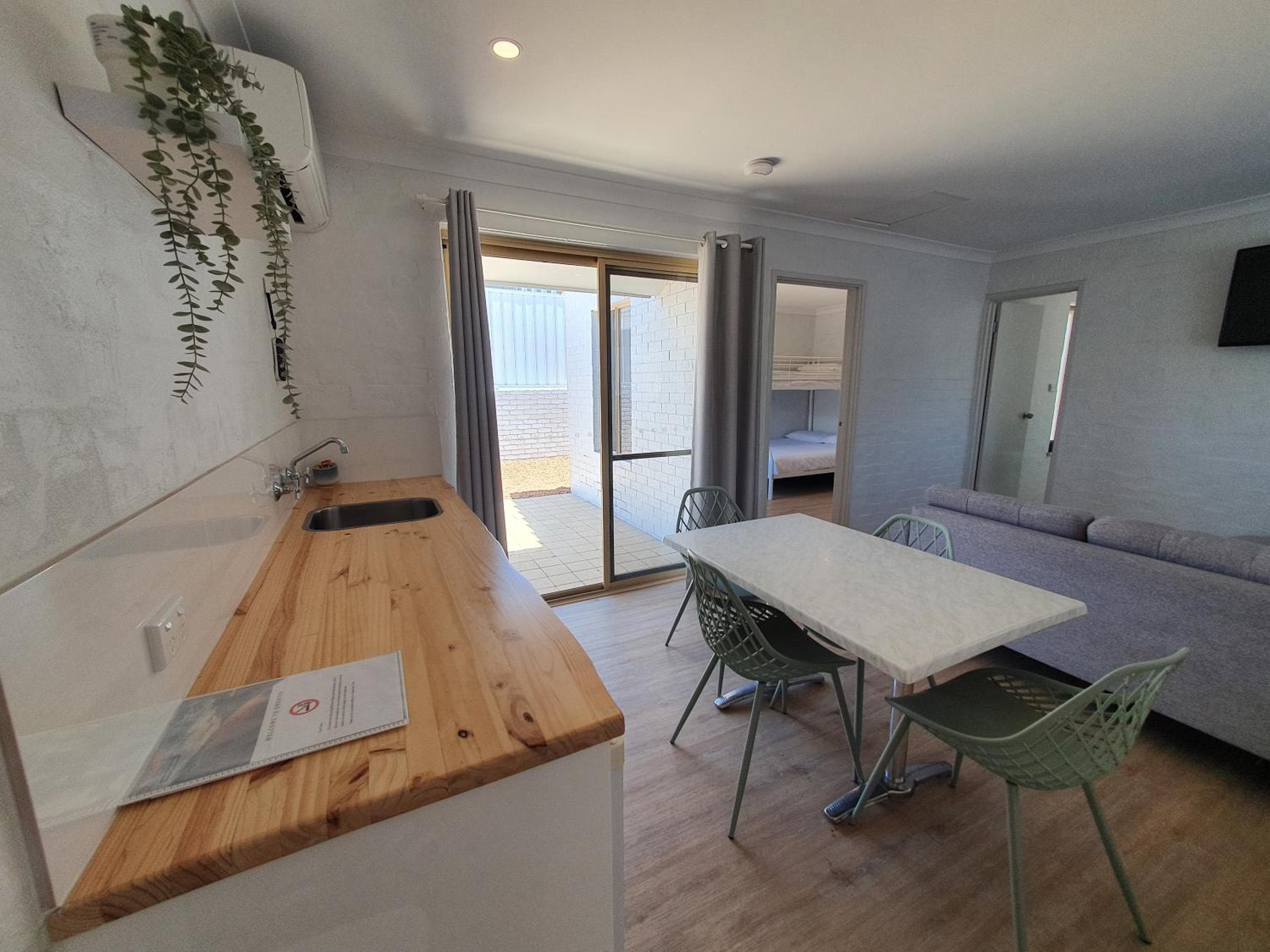 The African Reef, Geraldton, photo 4
