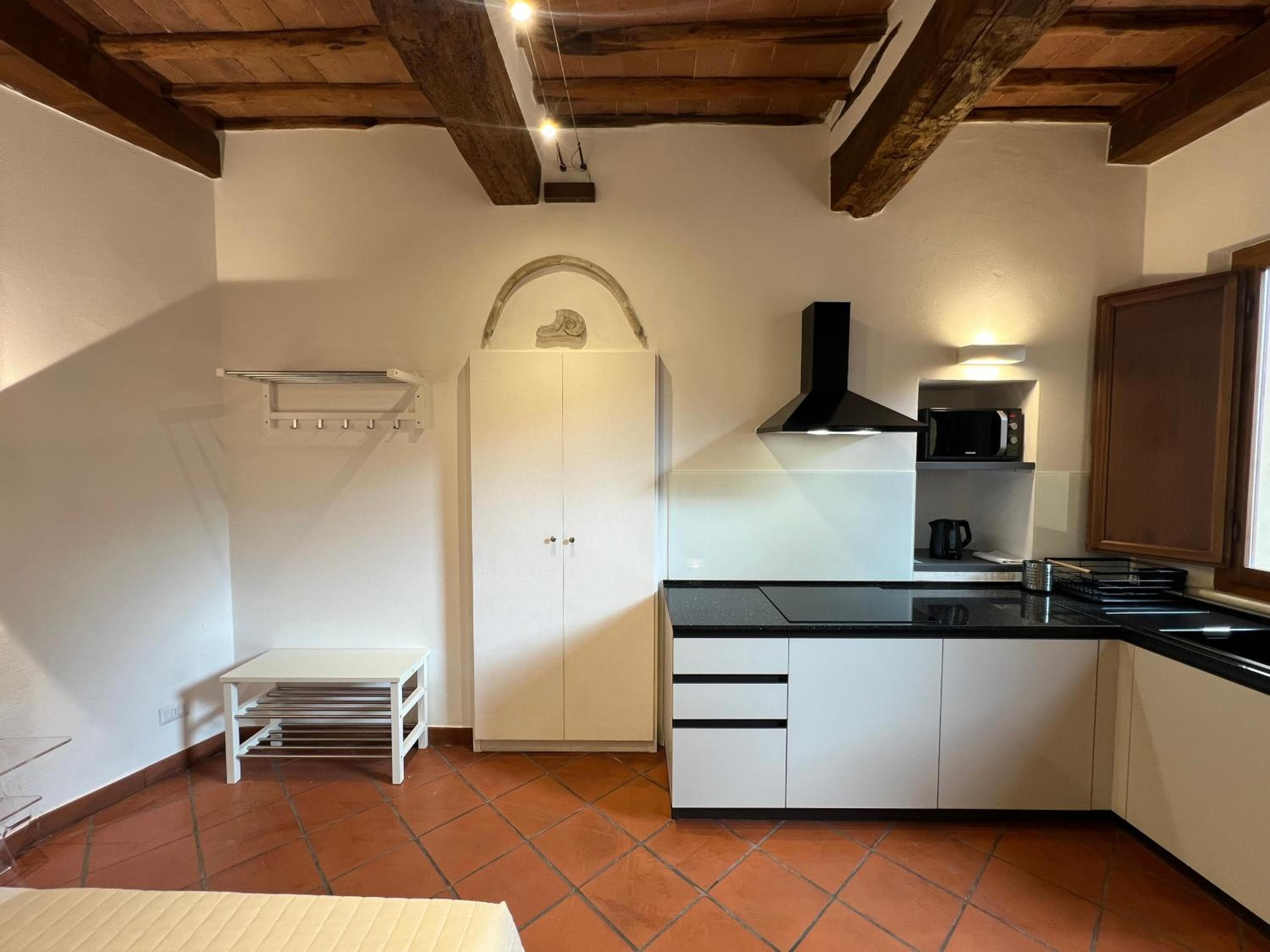 Regis Condo, Siena