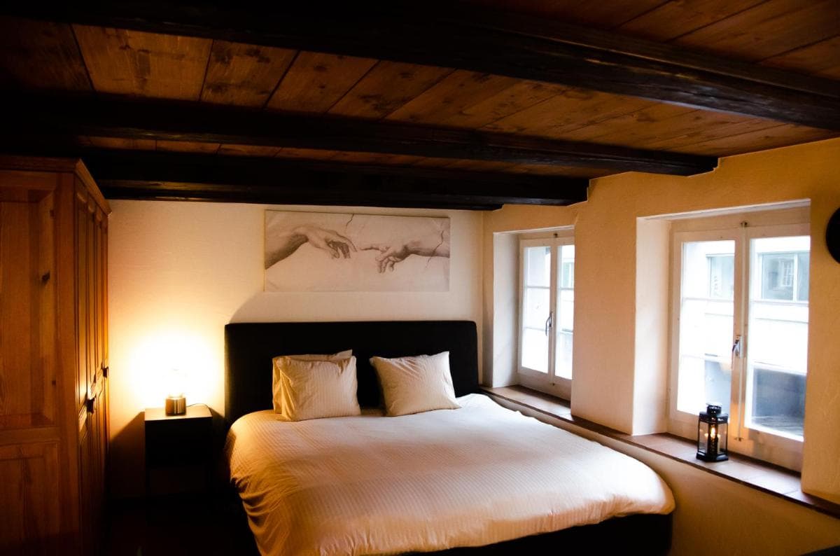 MANY'S historical city central APARTMENTS, Zürich, photo 5