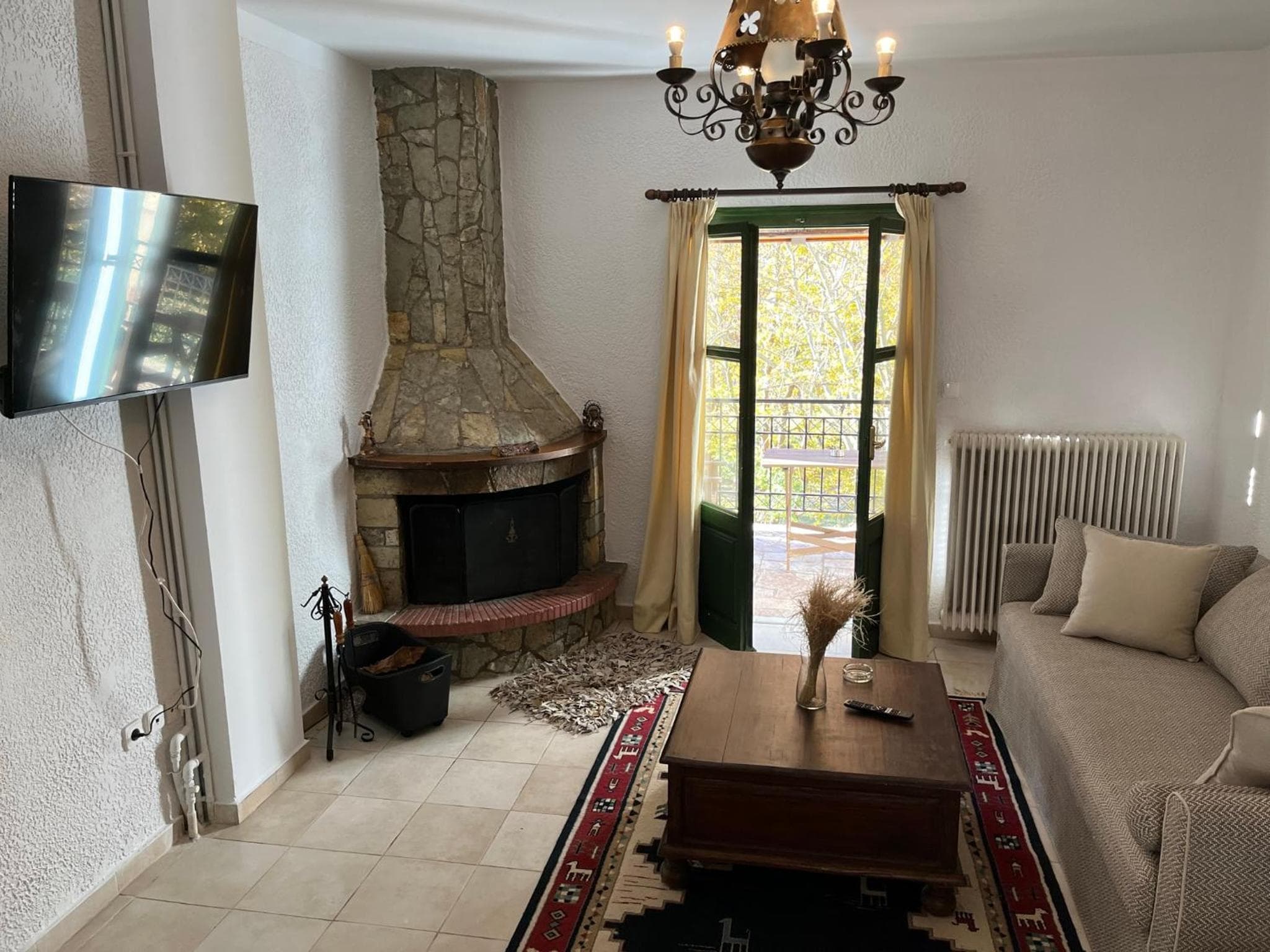 Muntenia Inn Apartments and Suites, Kalavrita, photo 4