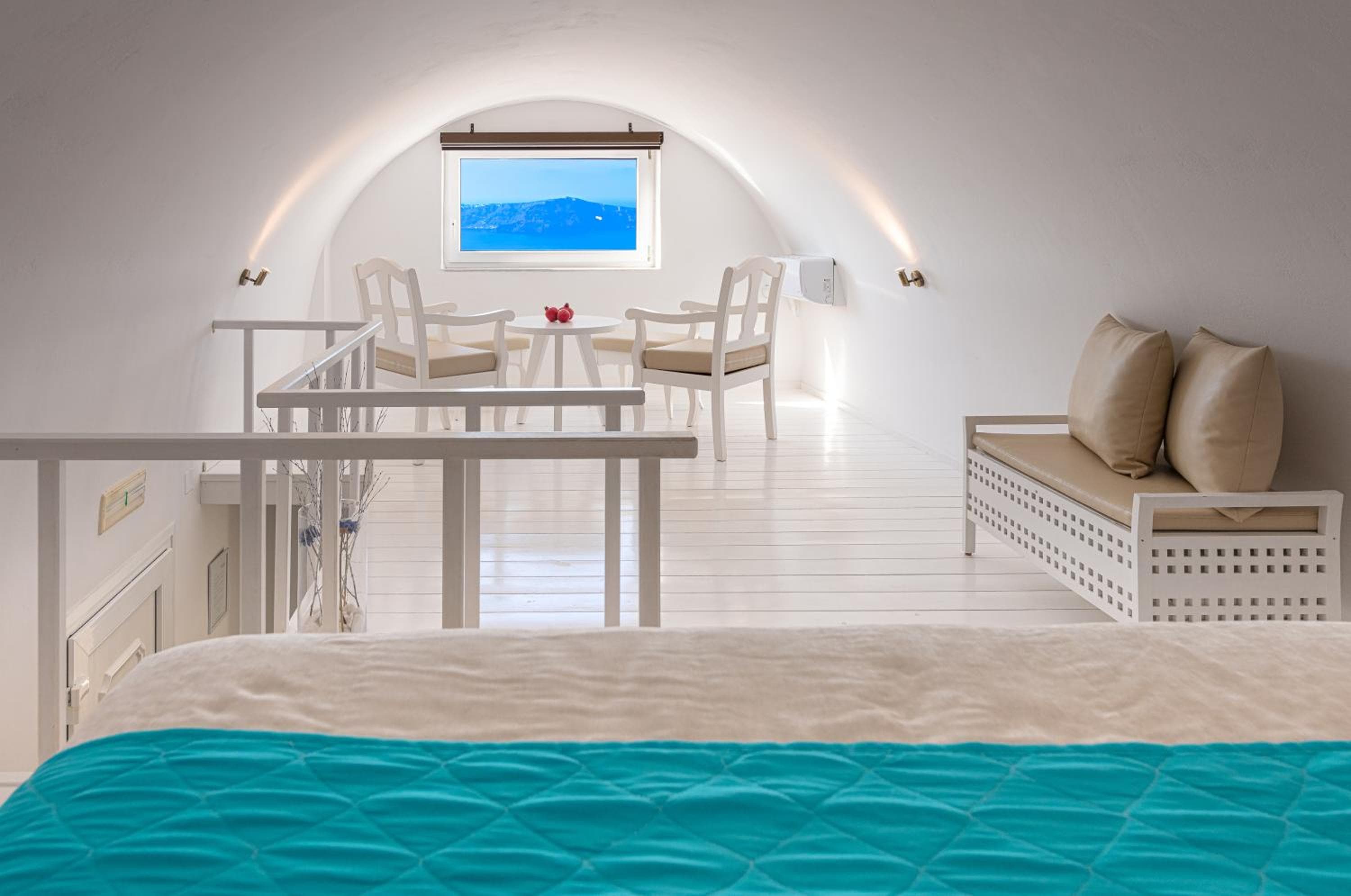 Reverie Santorini Hotel, Firostefani, photo 6