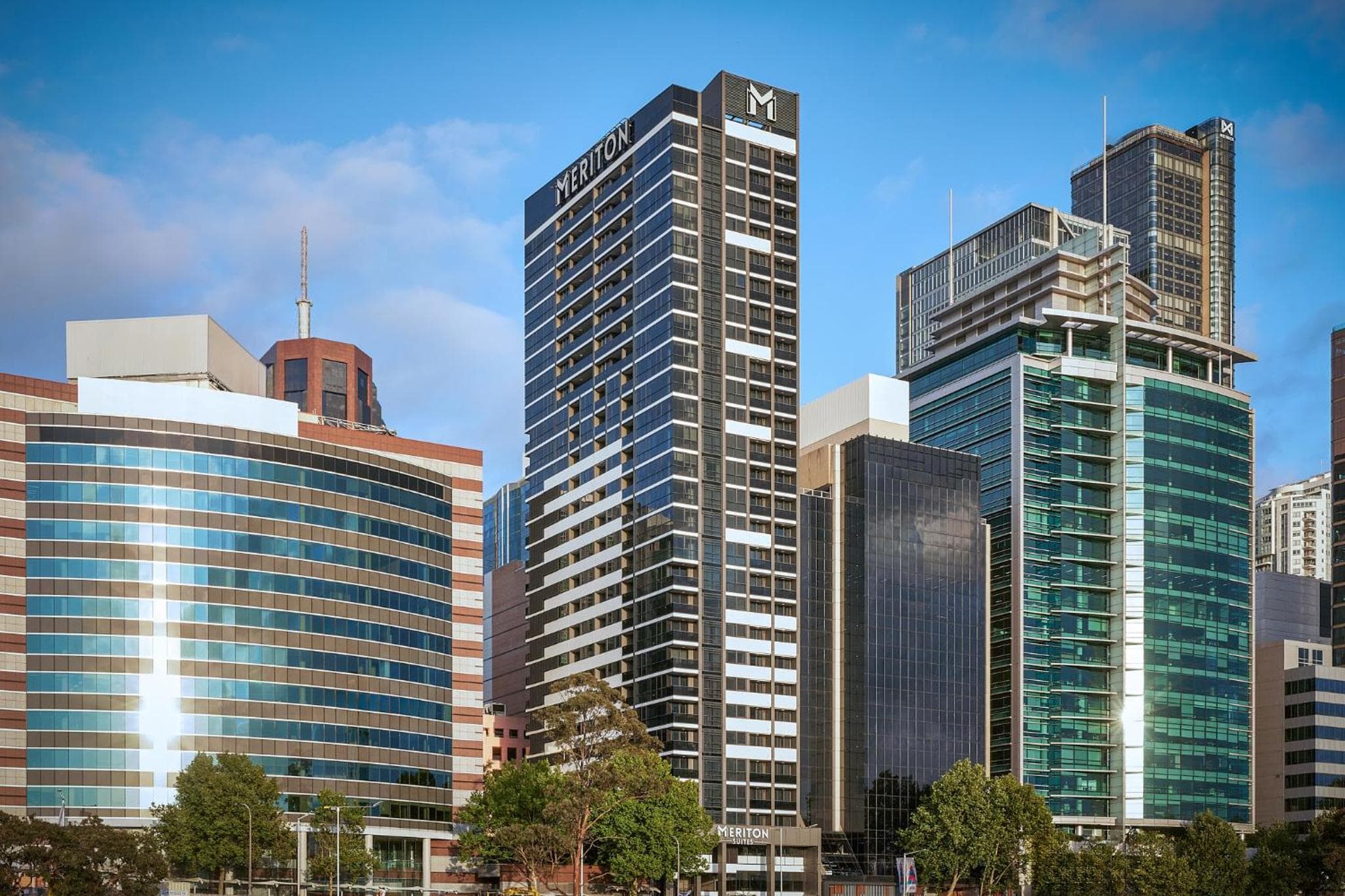 Meriton Suites North Sydney, Sydney