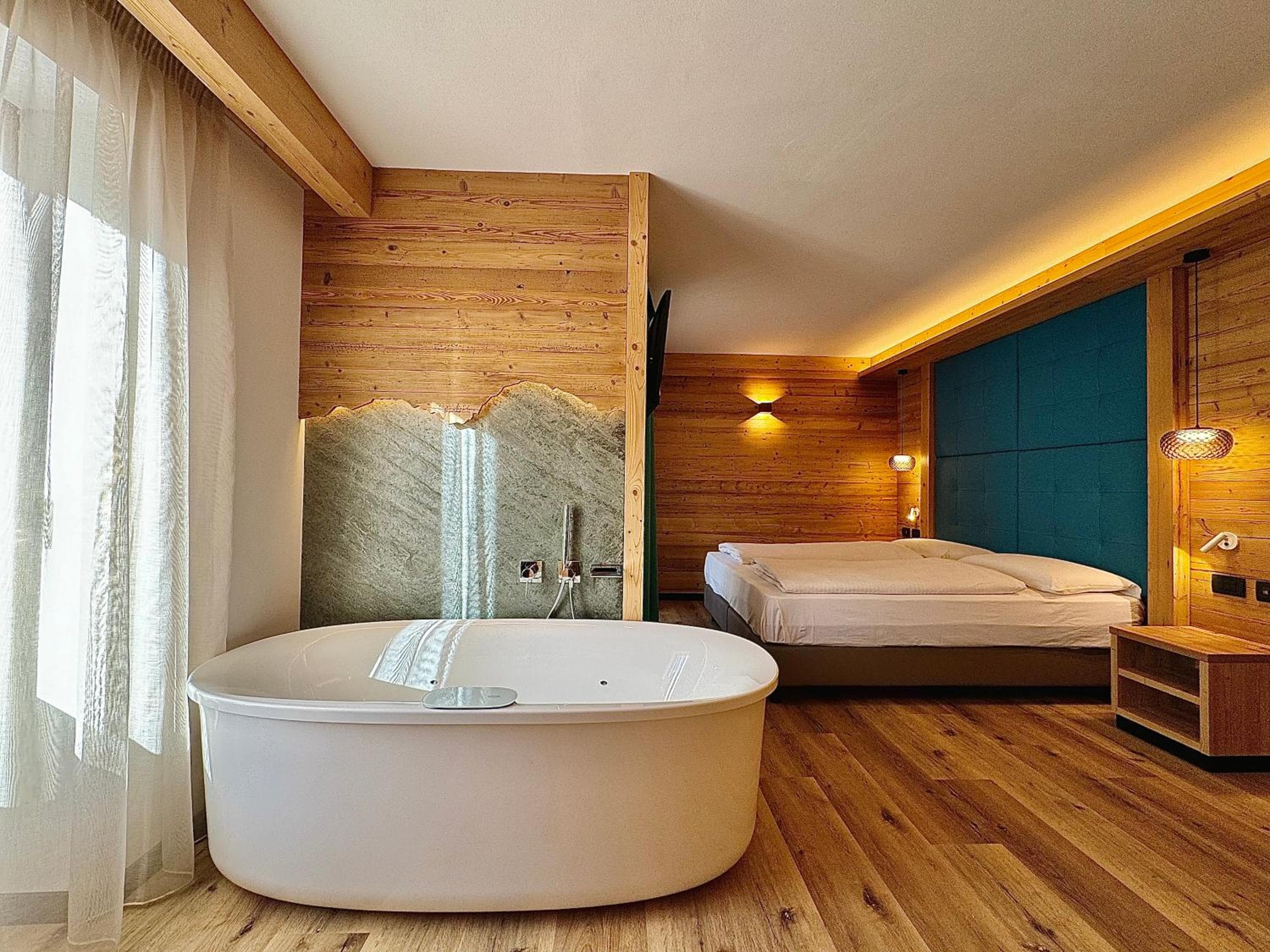 Dolomiti Luxury Mountain View BIKE FRIENDLY, Canazei, photo 2