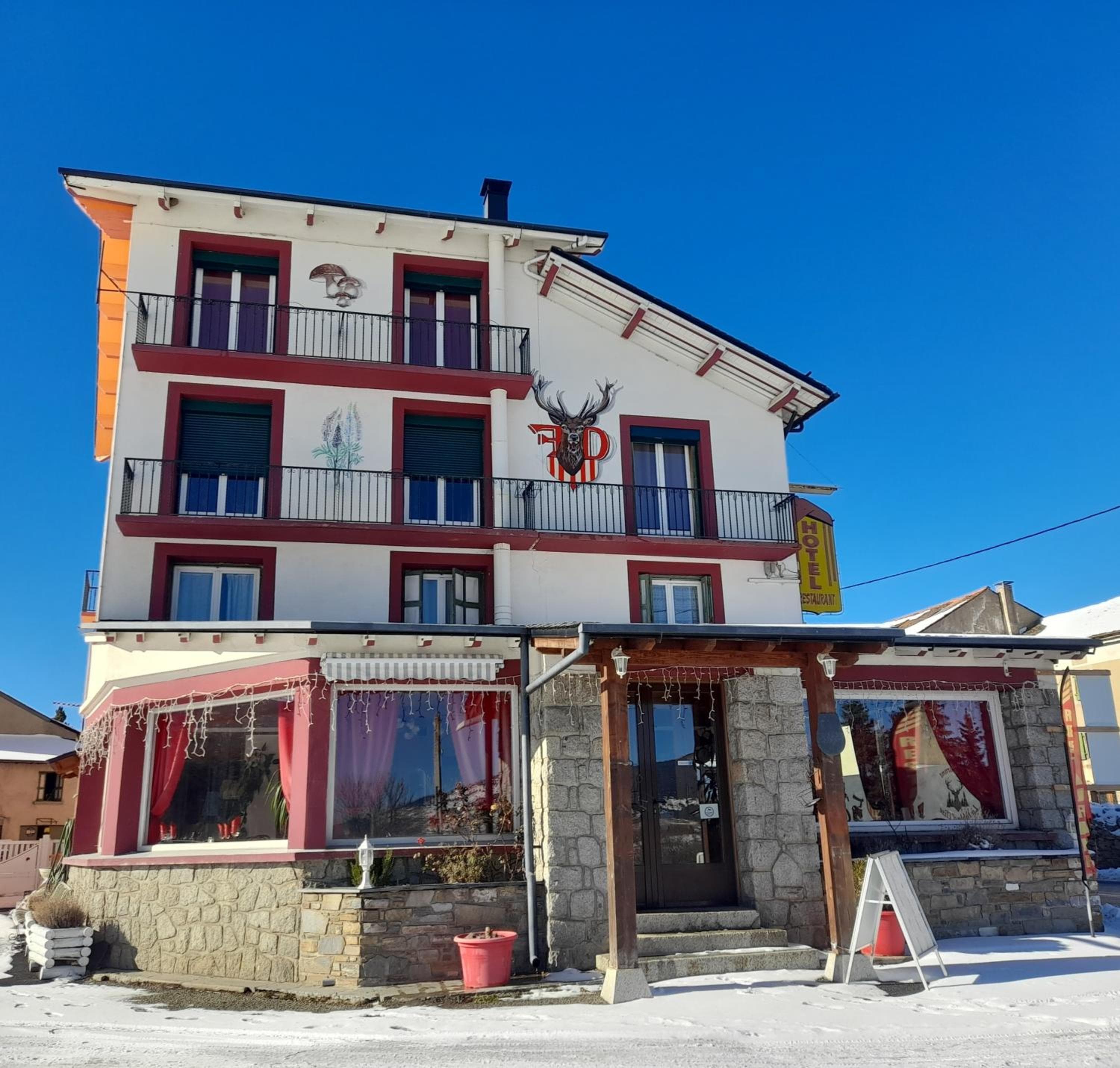 Le Catalan - Hôtel et appartements, Mont-Louis