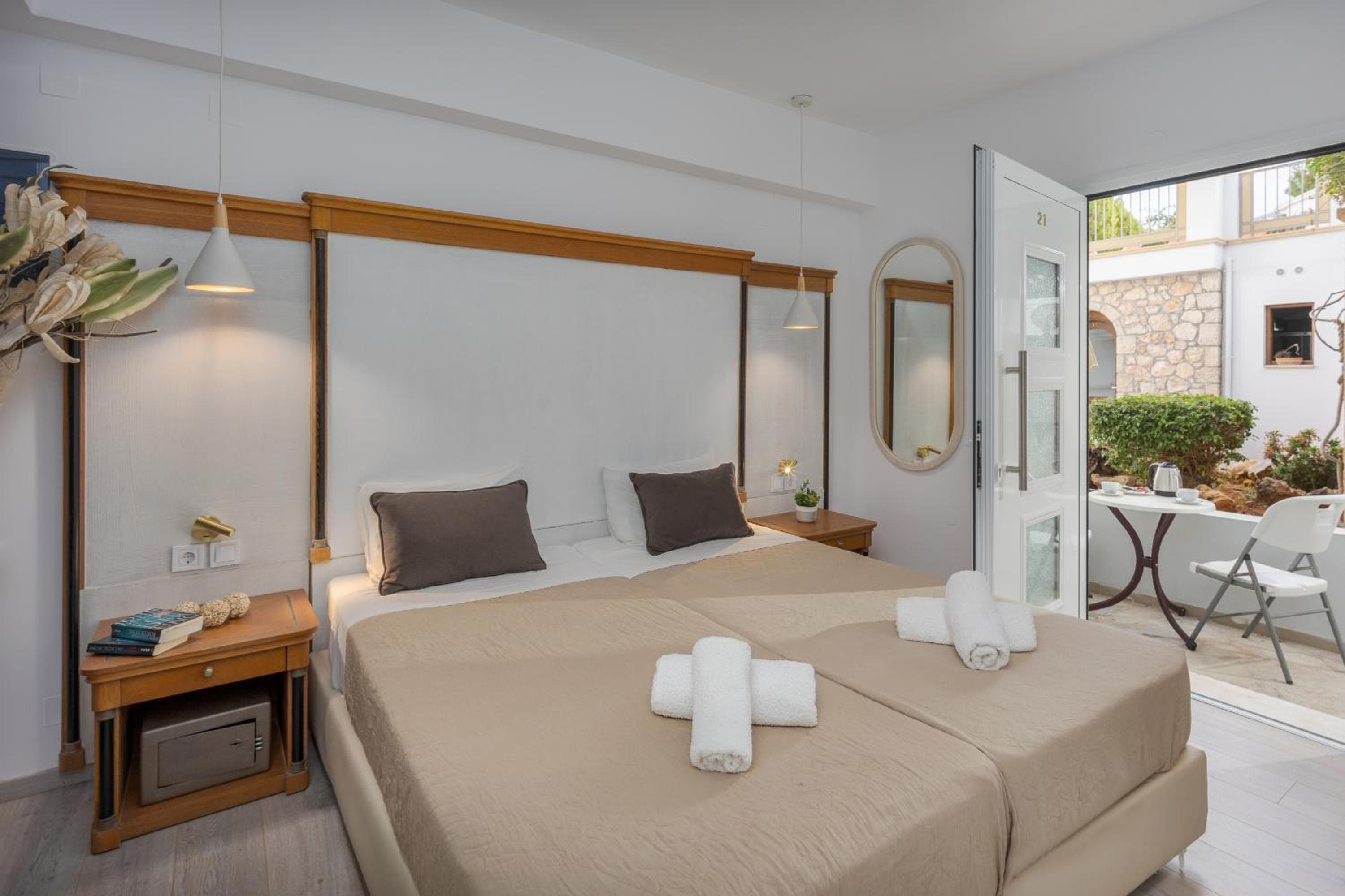 W Suites by Estia ex Camelot, Malia, photo 6