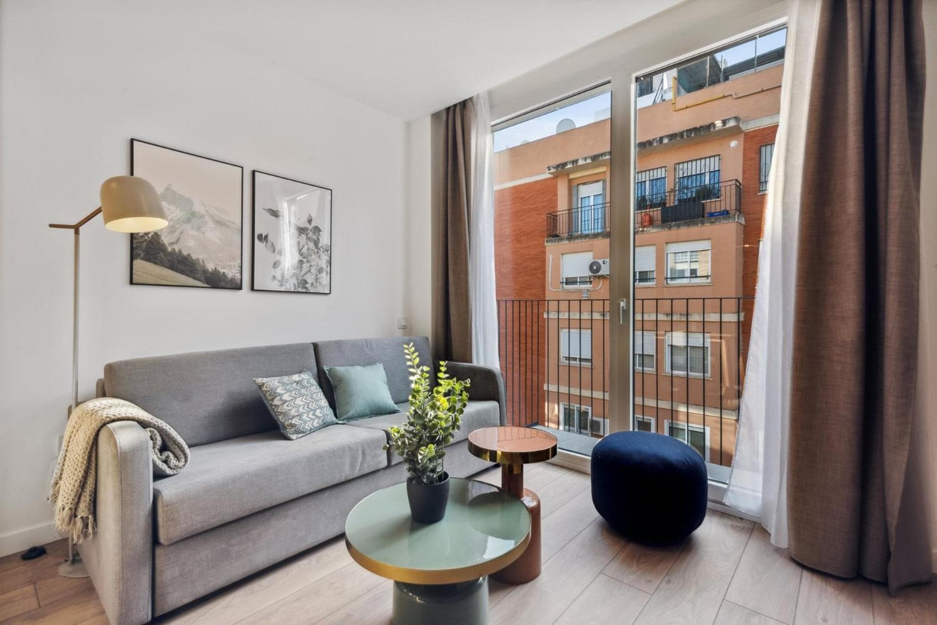 Limehome Valencia Carrer del Pare Palau i Quer, Valencia, photo 2