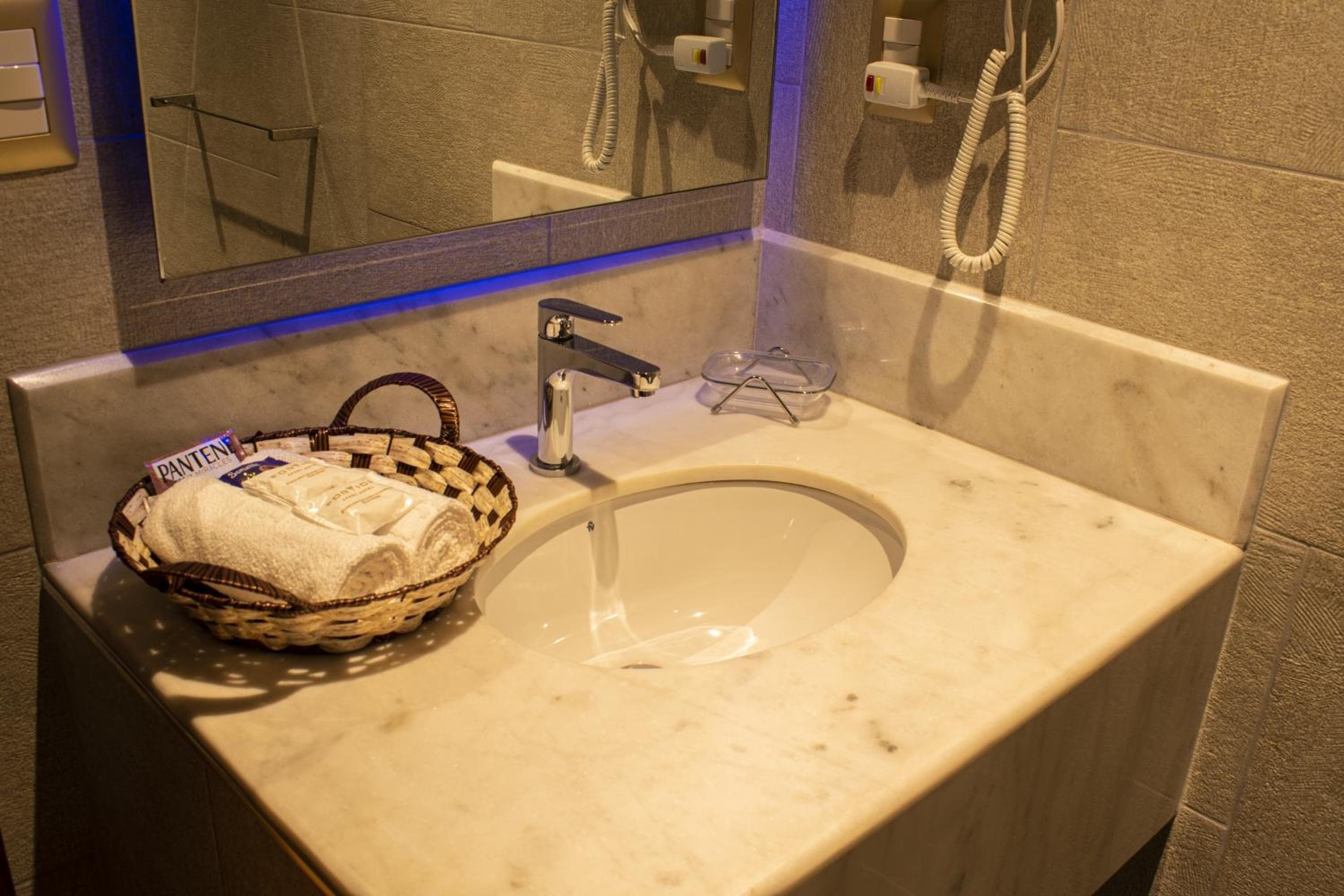FORTICH APART HOTEL, Guayaquil, photo 2
