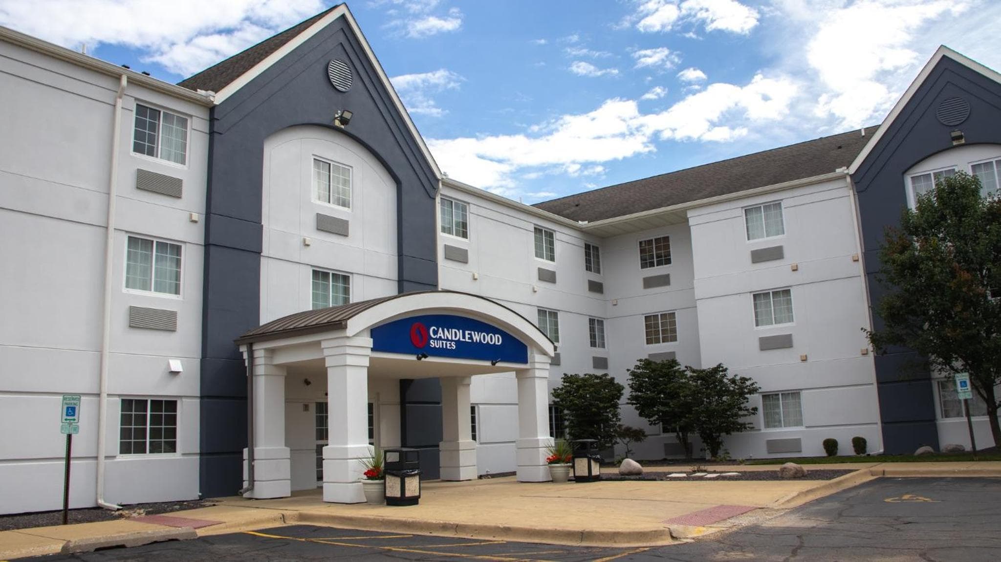 Candlewood Suites - Peoria at Grand Prairie by IHG, Peoria