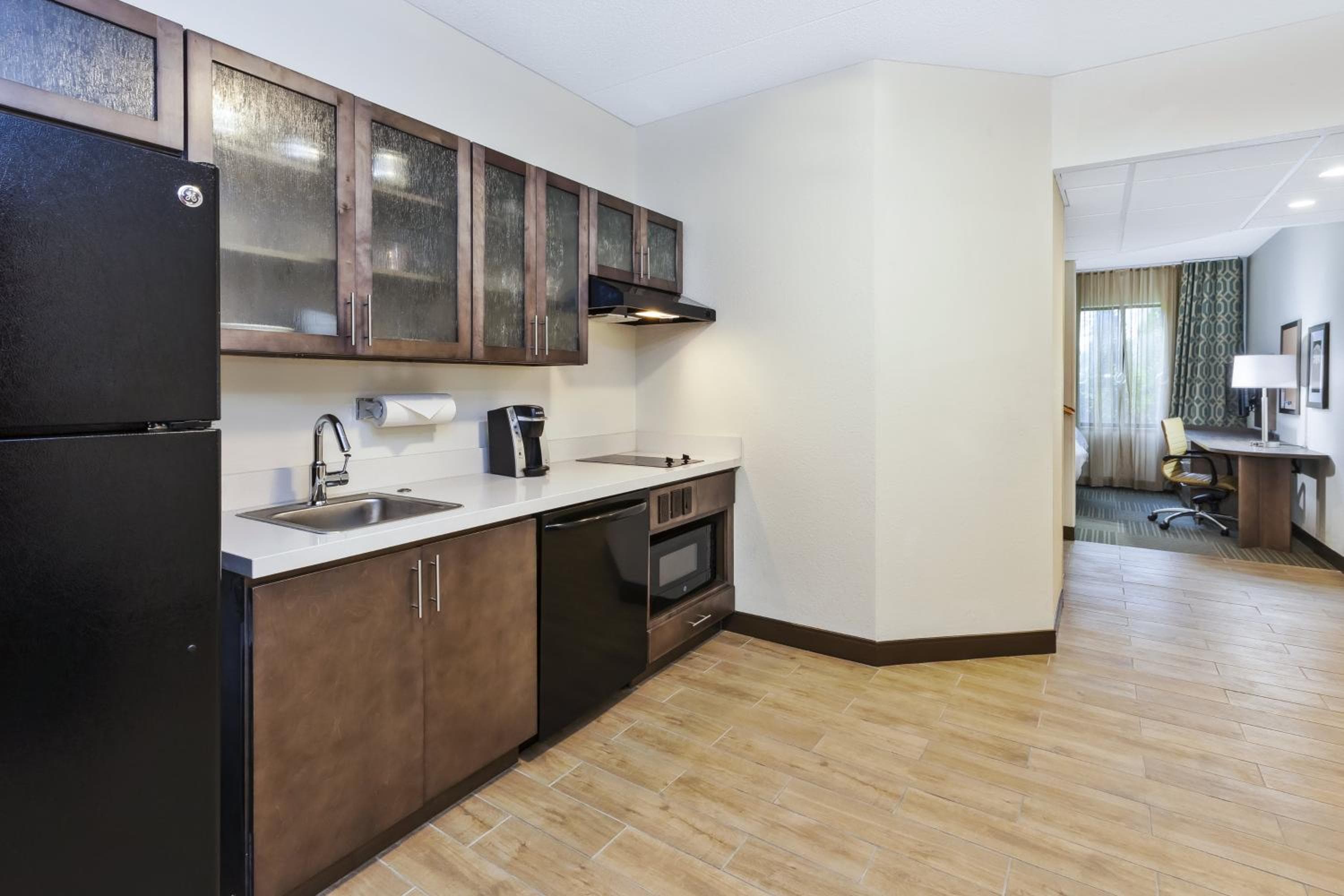 Candlewood Suites Grand Rapids Airport by IHG, Grand Rapids, photo 5