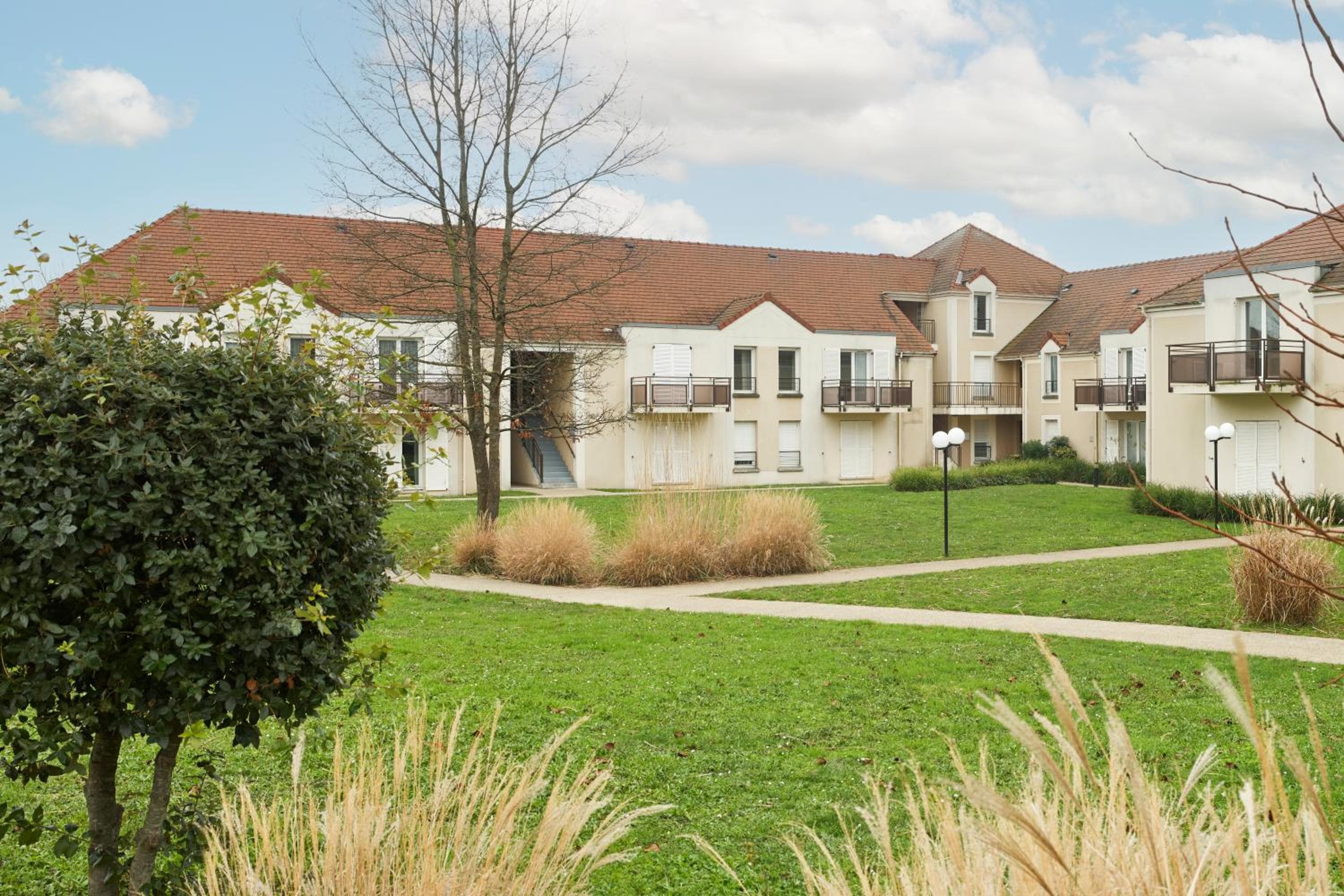Zenitude Hôtel Résidences Roissy Village, Roissy-en-France, photo 6