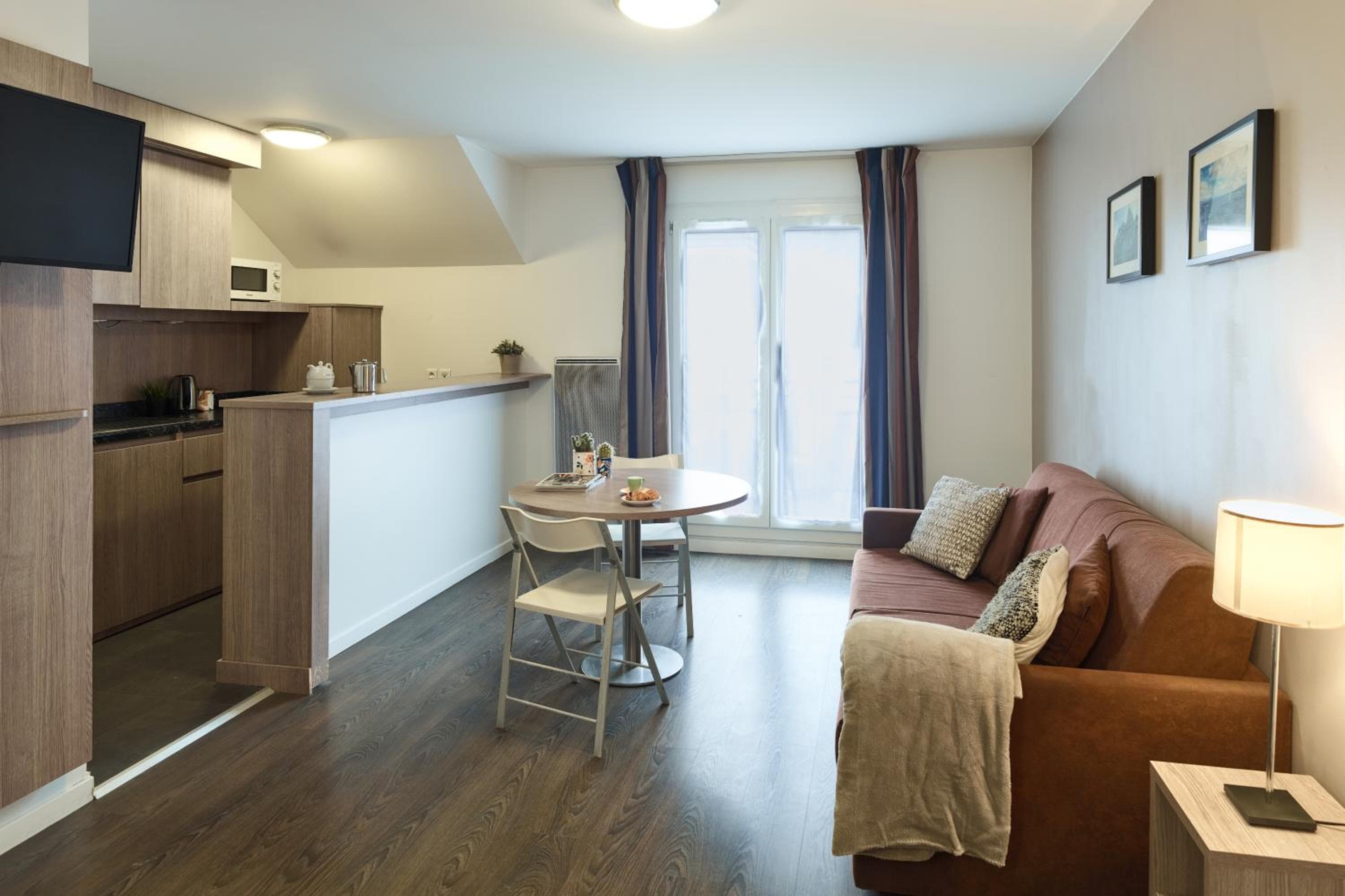 Zenitude Hôtel Résidences Roissy Village, Roissy-en-France, photo 4