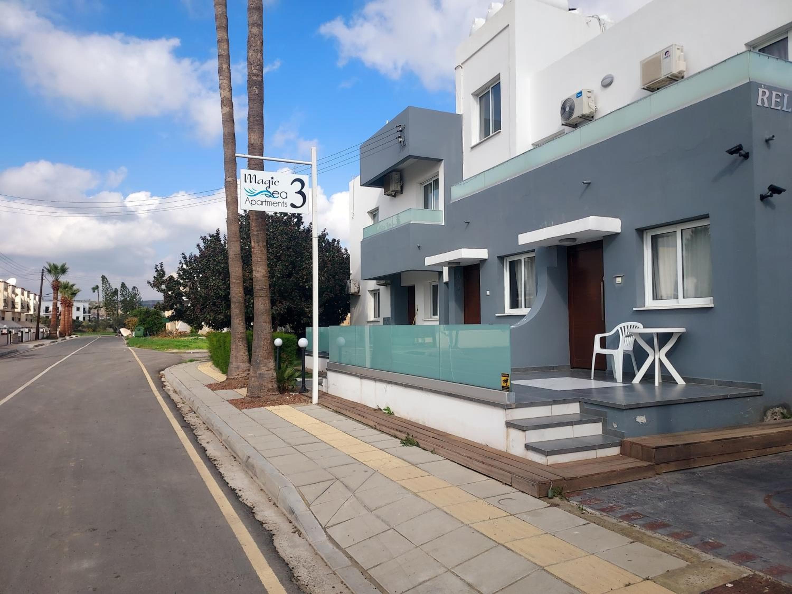 Sea Apartments, Larnaka, photo 2
