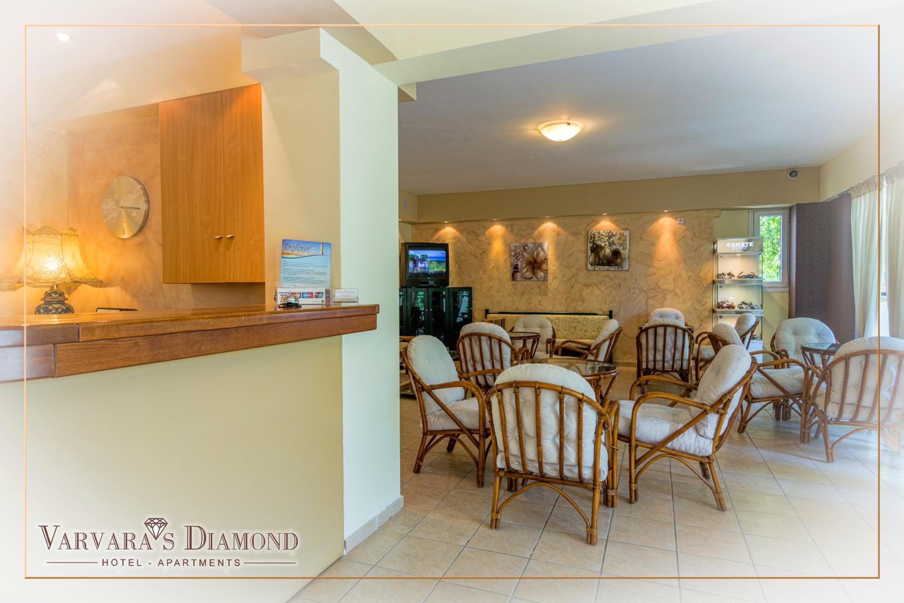 Varvara's Diamond - Adults Only, Platanes, photo 6