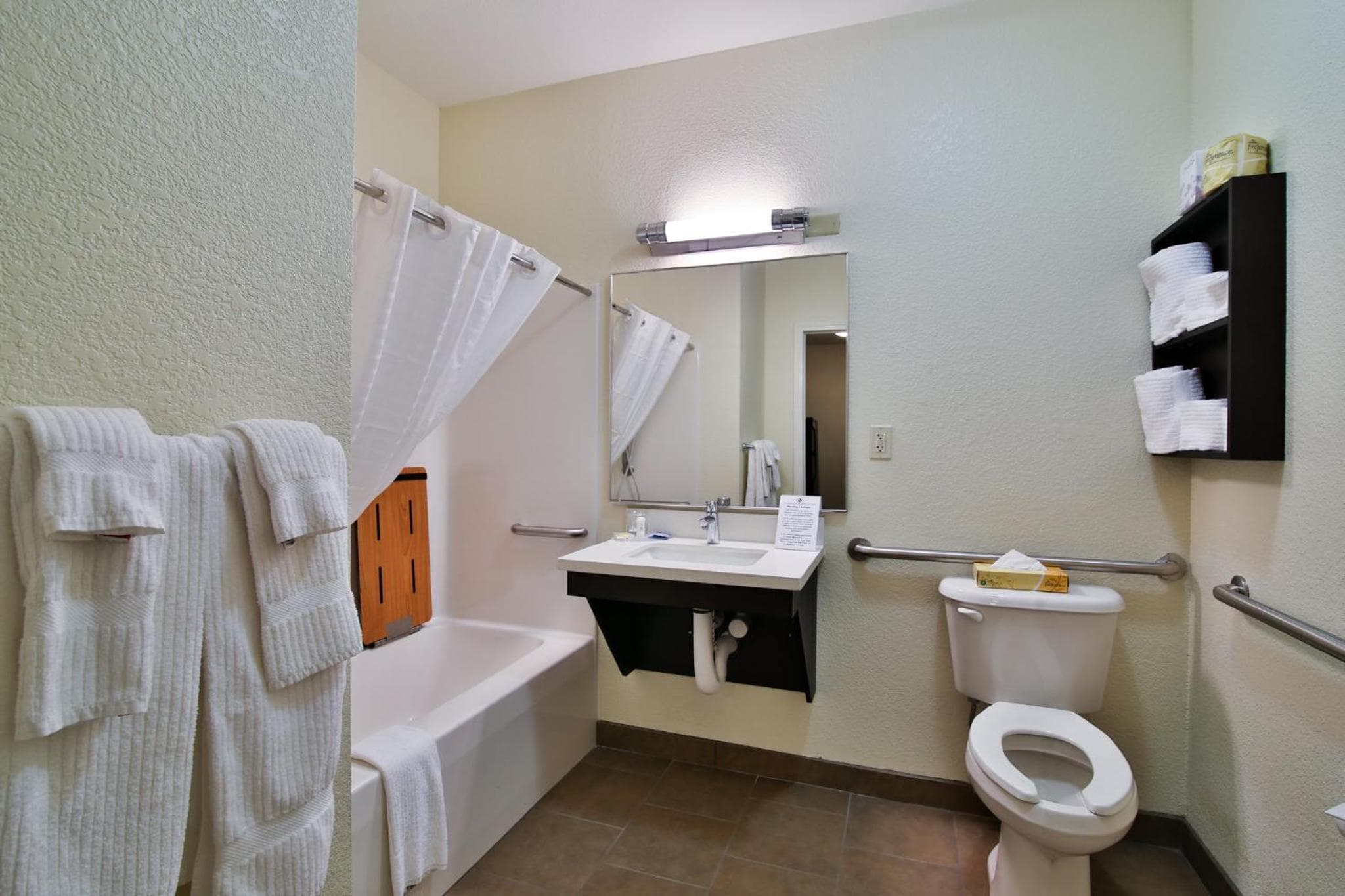 Candlewood Suites Bismarck, Bismarck, photo 2