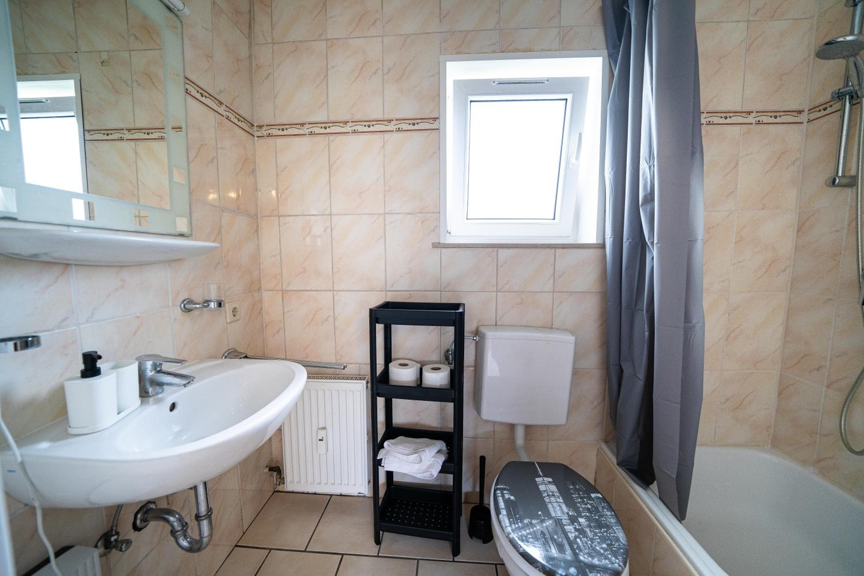 DWK: Monteurhaus Bad Salzig, Boppard, photo 3