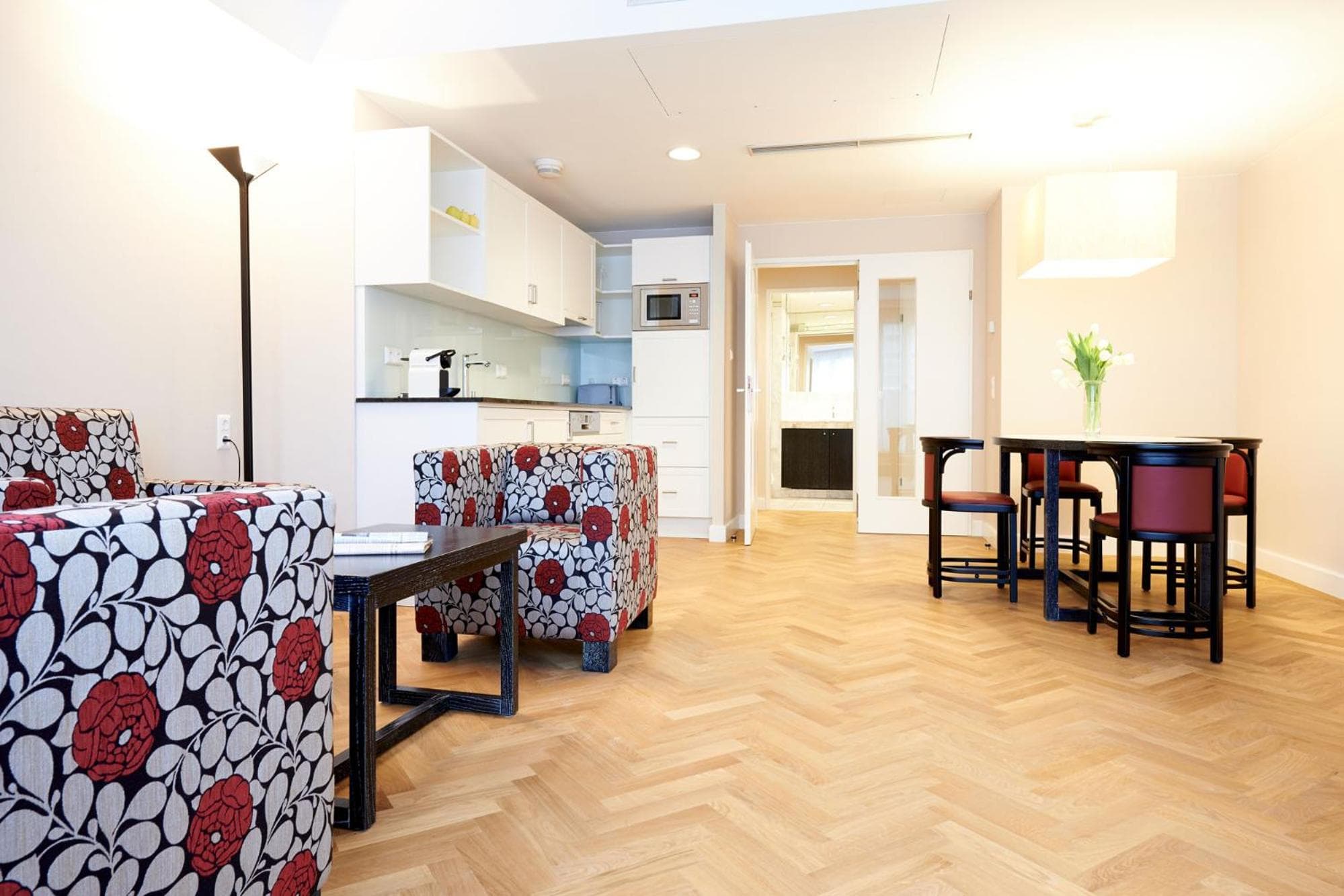 Singerstrasse 21-25 Aparthotel 350m next to St Stephen's Square, Vienna