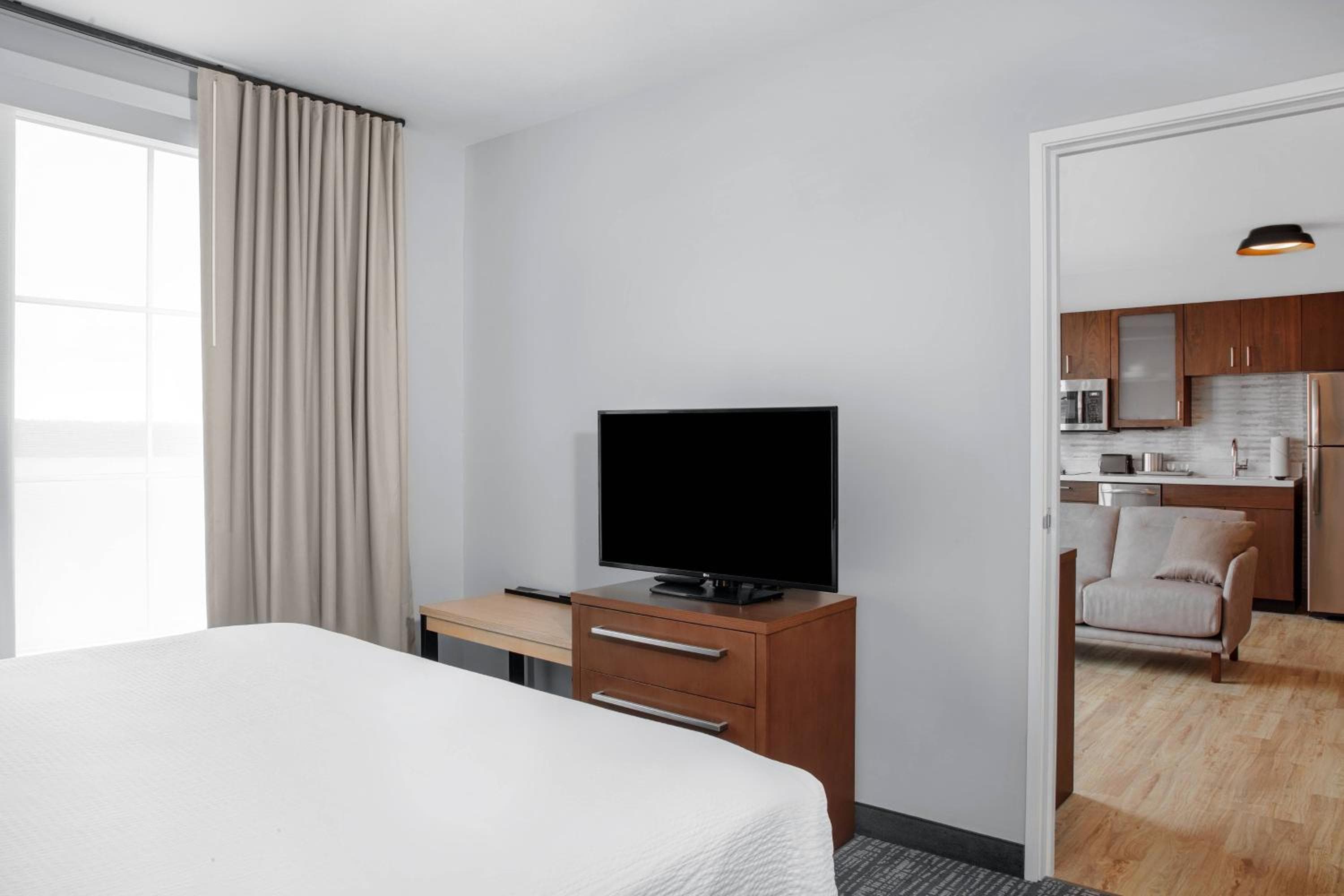 Residence Inn by Marriott Norwalk, Norwalk, photo 5