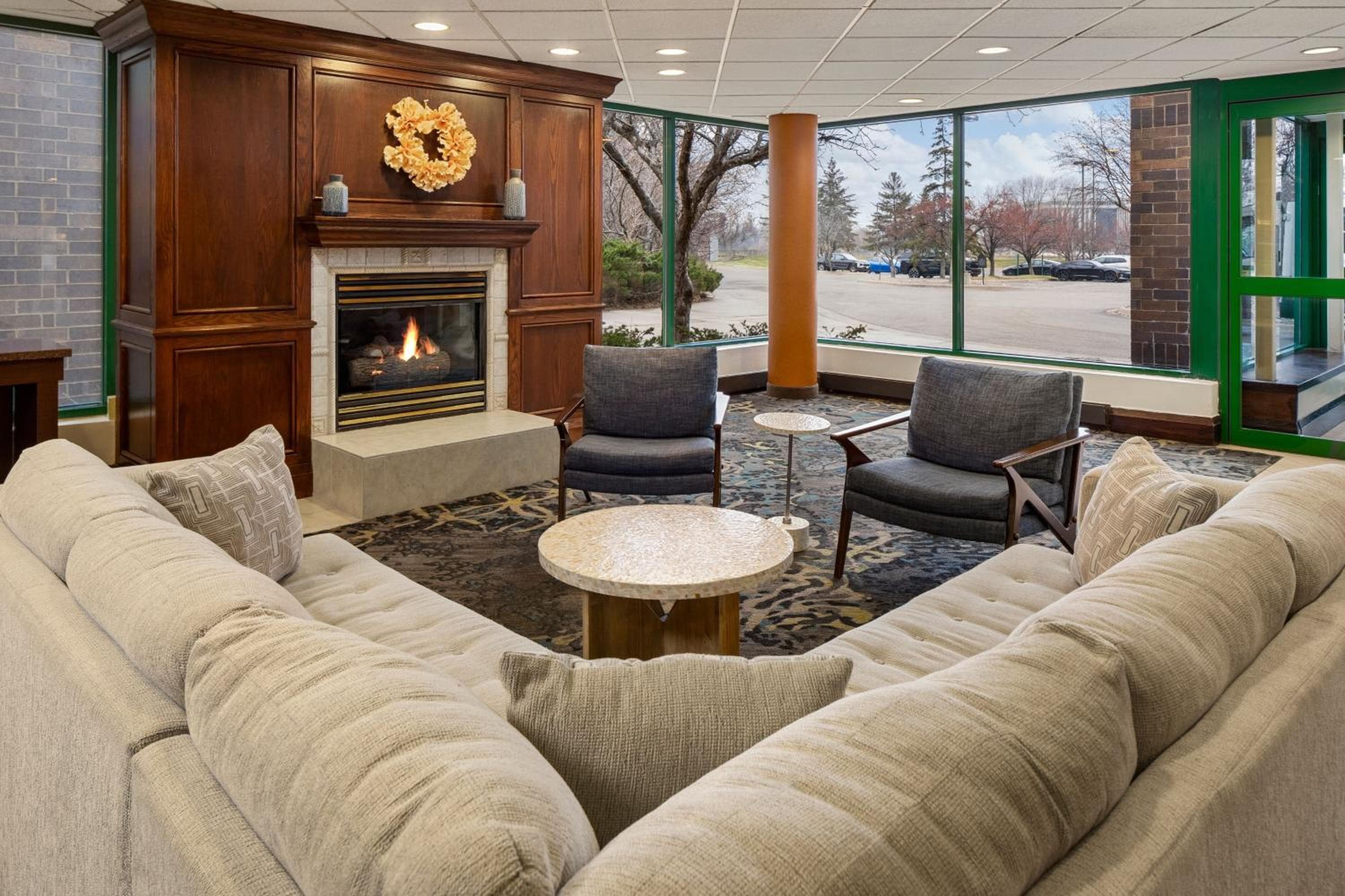 Residence Inn by Marriott Minneapolis Edina, Minneapolis, photo 2