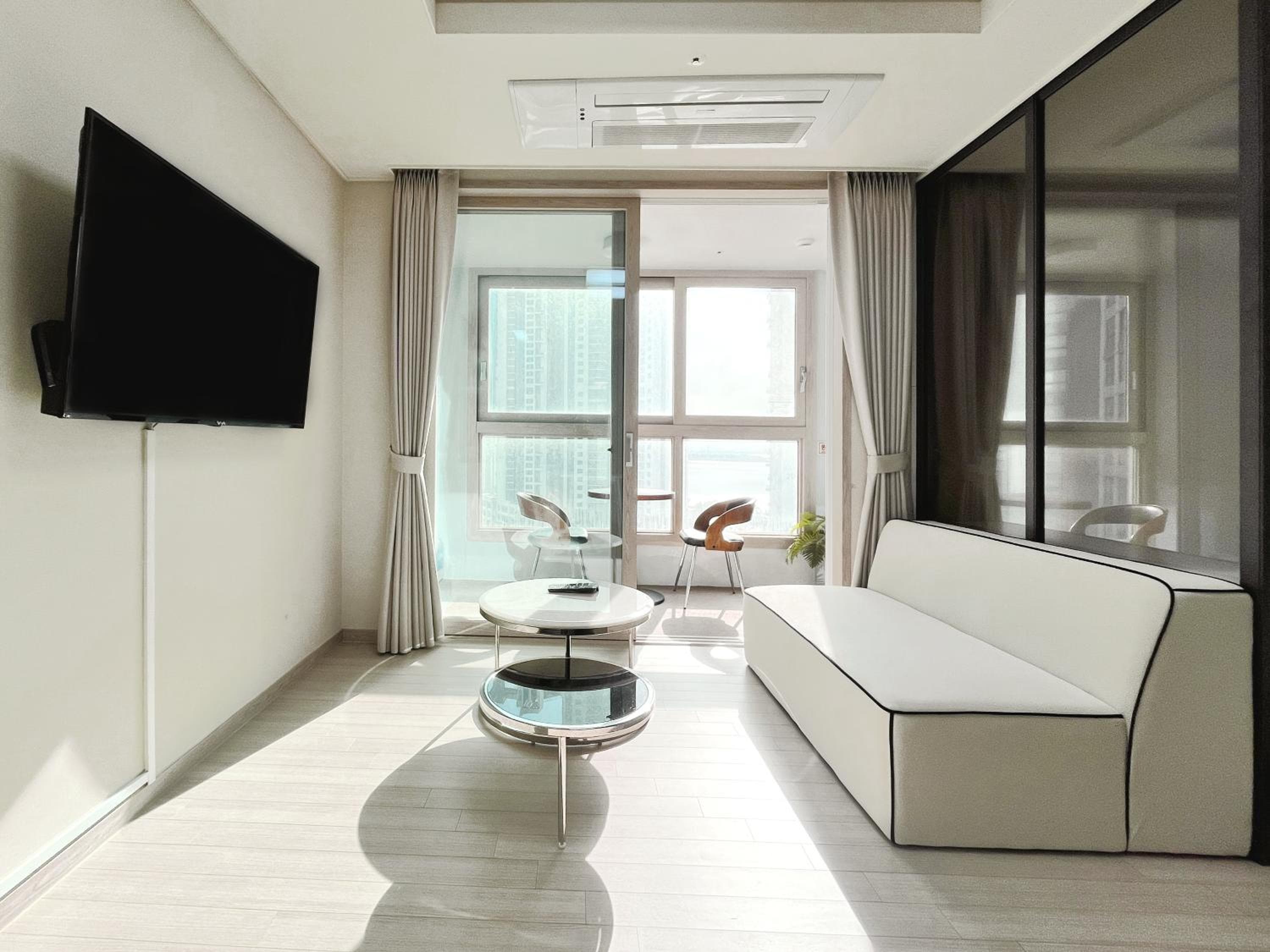 Landmark Stay in Songdo, Incheon, photo 6