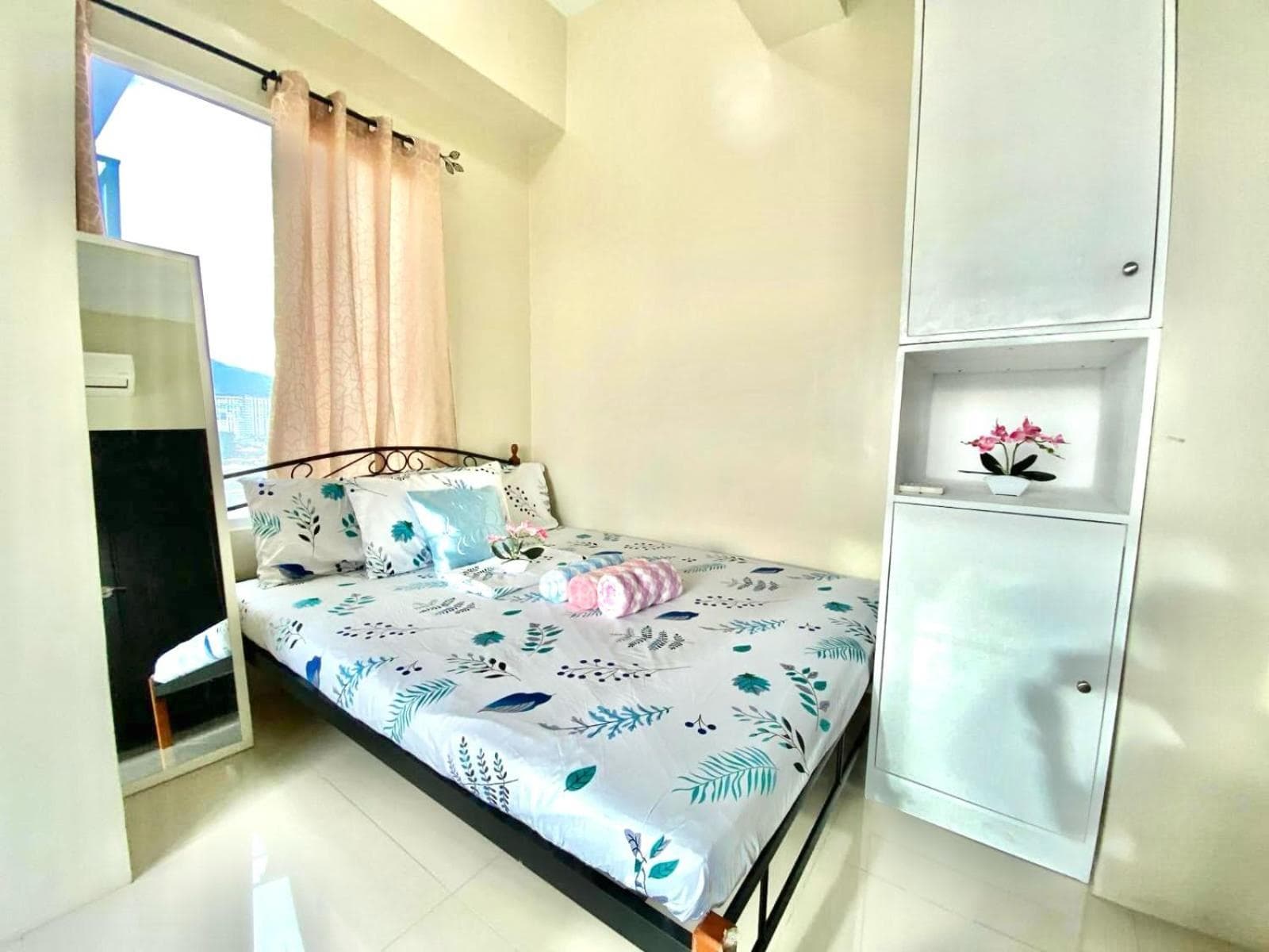 GROUP-FRIENDLY 2BR CEBU CONDO WITH MALL ACCESS, Cebu City, photo 5