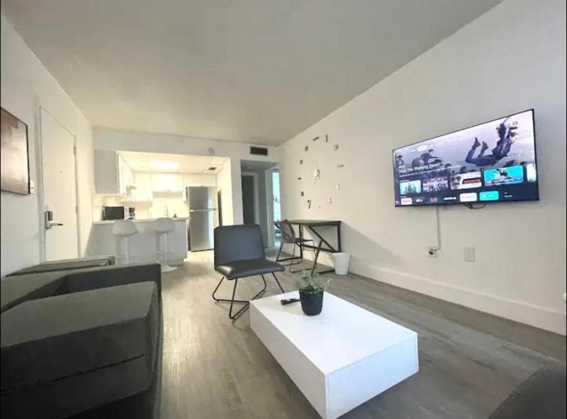 EcoStays Comfort Apartment Near Miami Airport 308, Miami, photo 3
