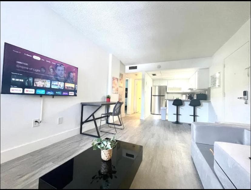 EcoStays Comfort Apartment Near Miami Airport 308, Miami, photo 4