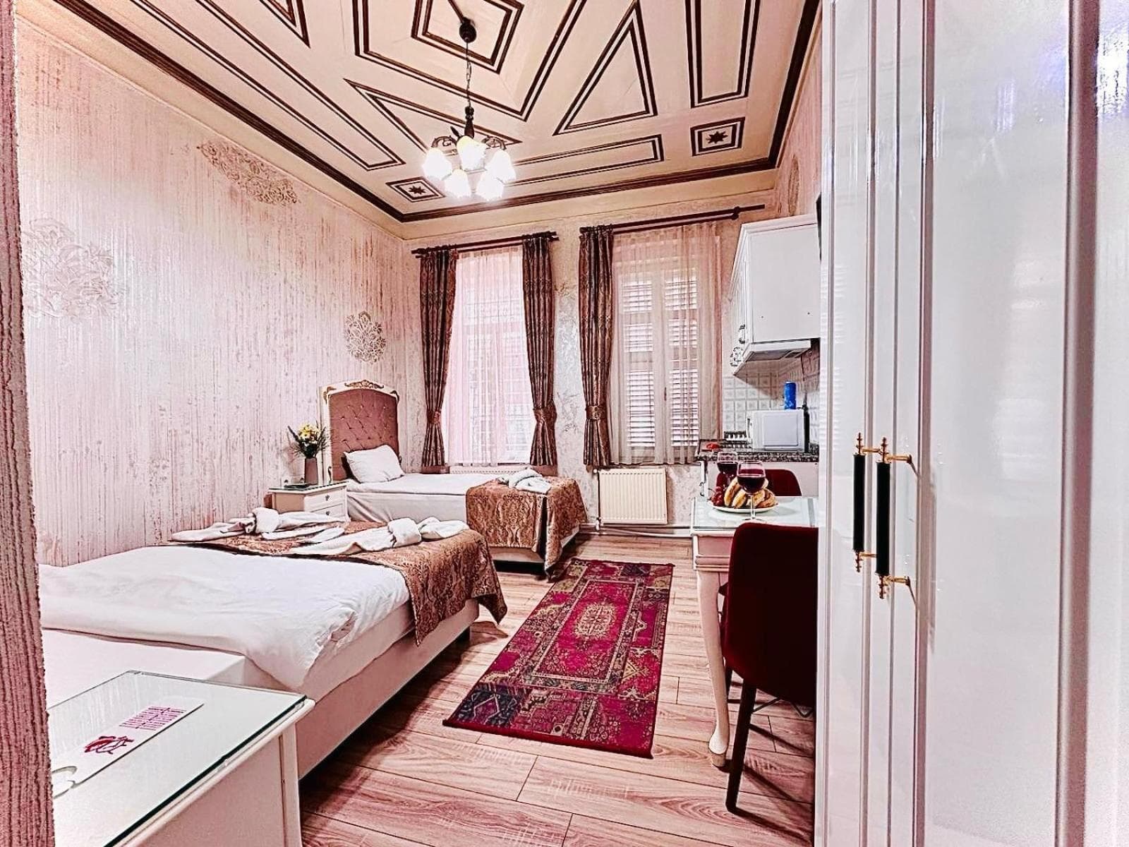 Alhambra Apart Hotel, Istanbul, photo 6