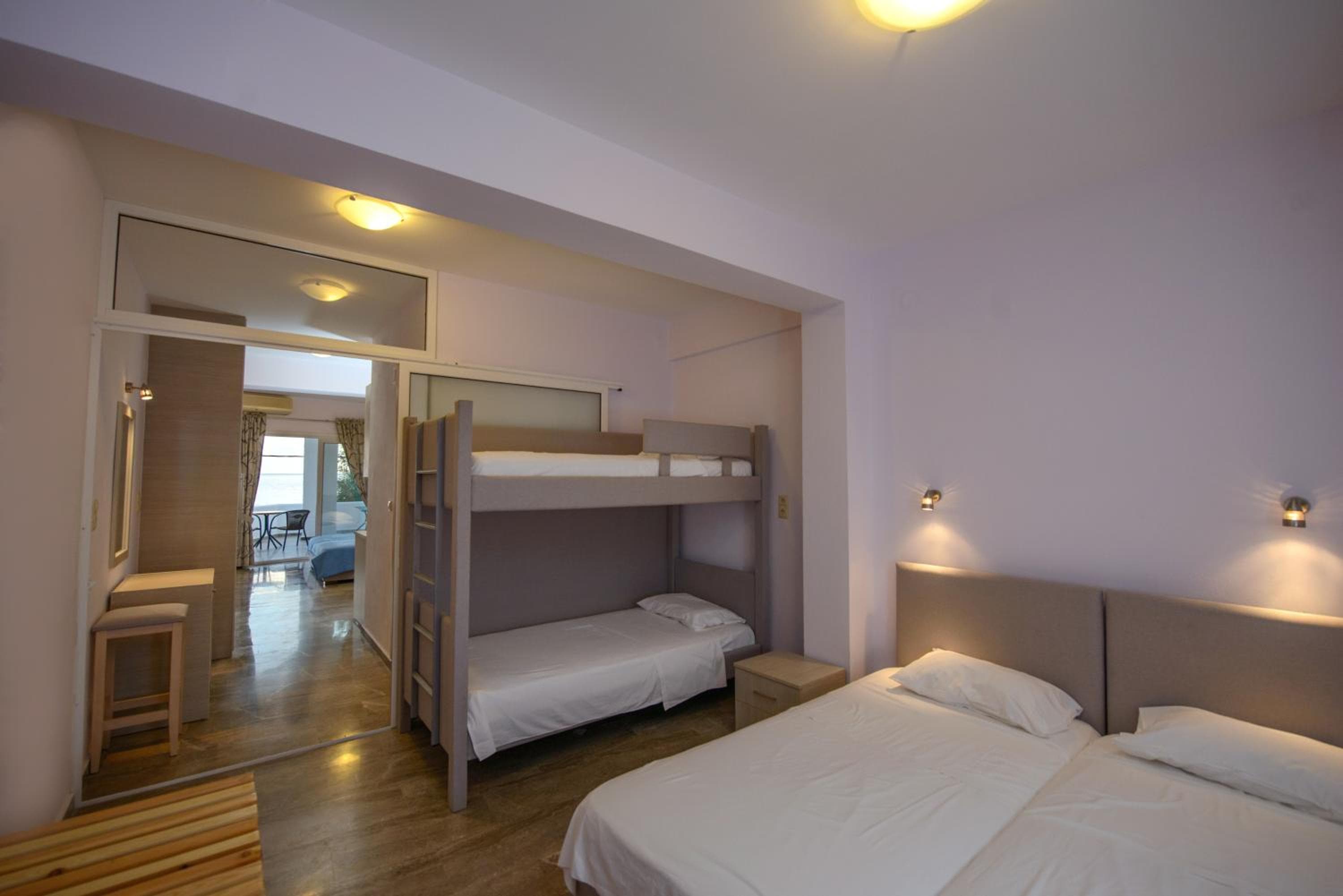 Stochos studios next to the sea!, Agia Galini