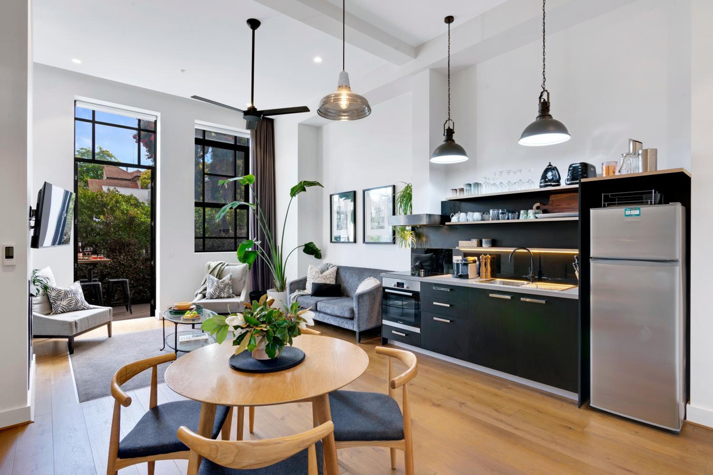 Apartment Geelong Heritage Luxury Ground Floor Courtyard, Geelong, photo 5