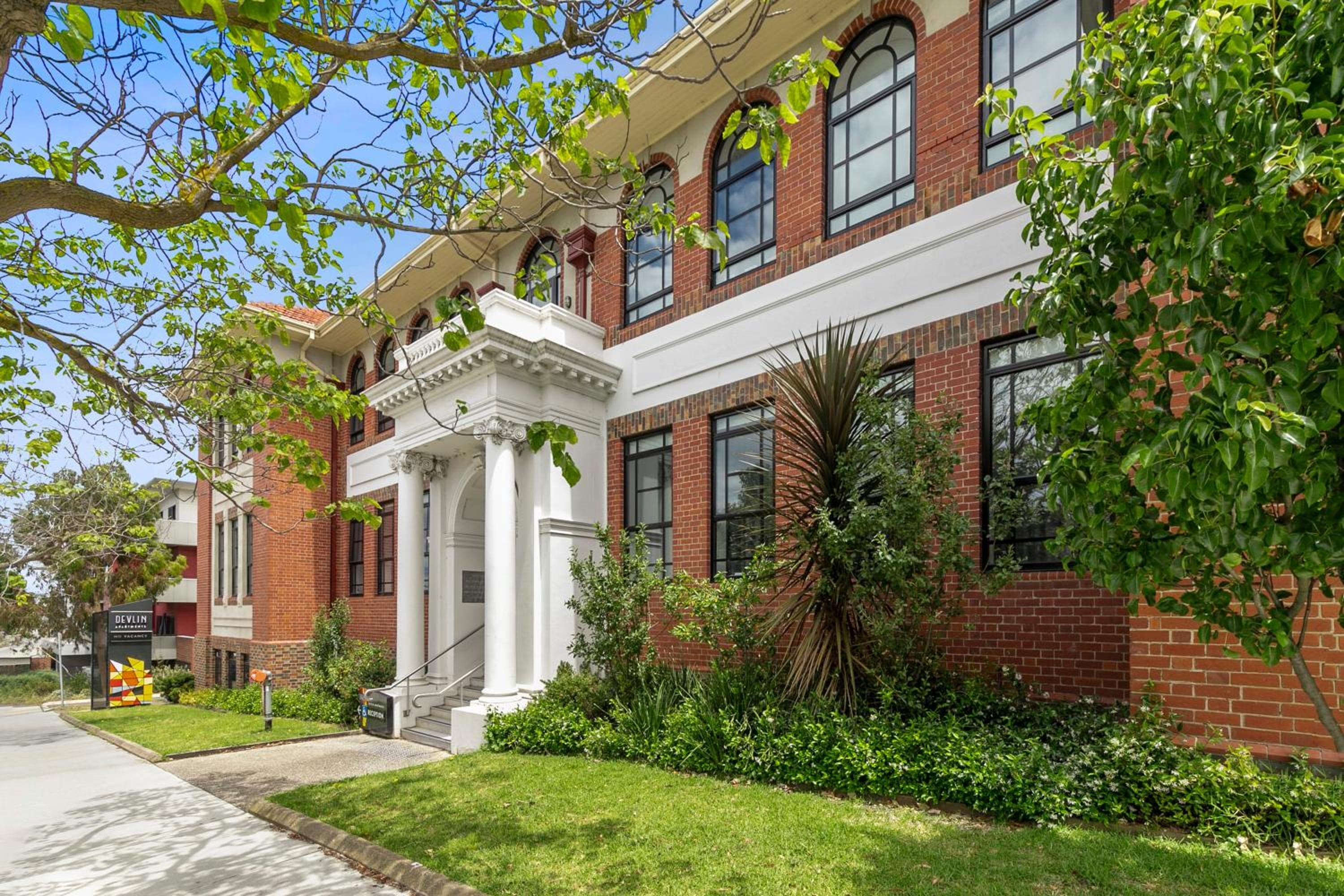 Apartment Geelong Heritage Luxury Ground Floor Courtyard, Geelong