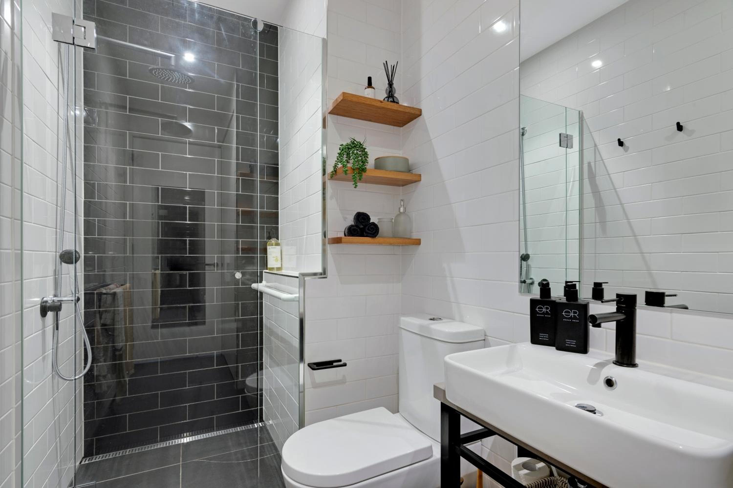 Apartment Geelong Heritage Luxury Ground Floor Courtyard, Geelong, photo 2