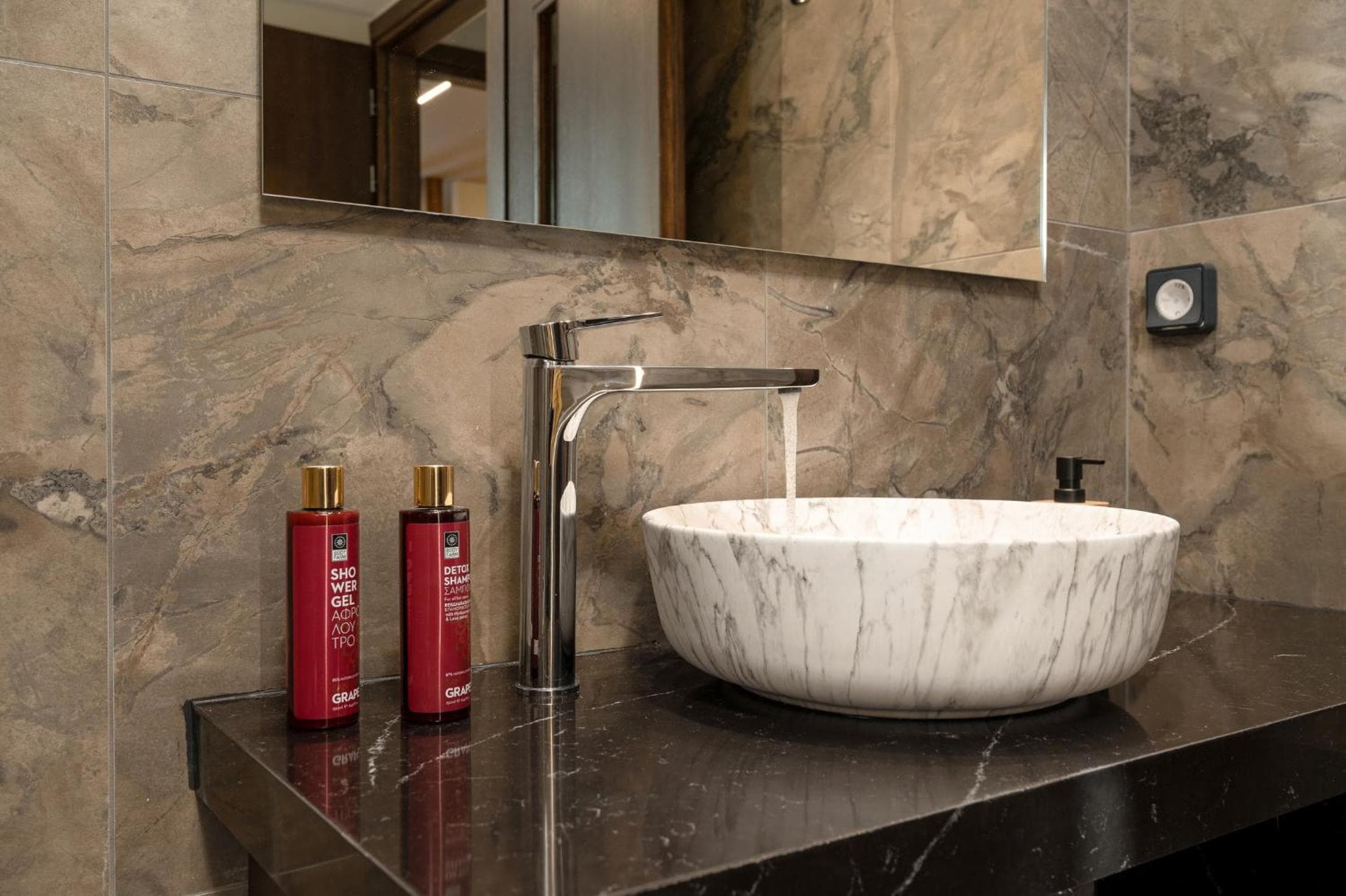 Cove Luxury Suites, Agia Galini, photo 4