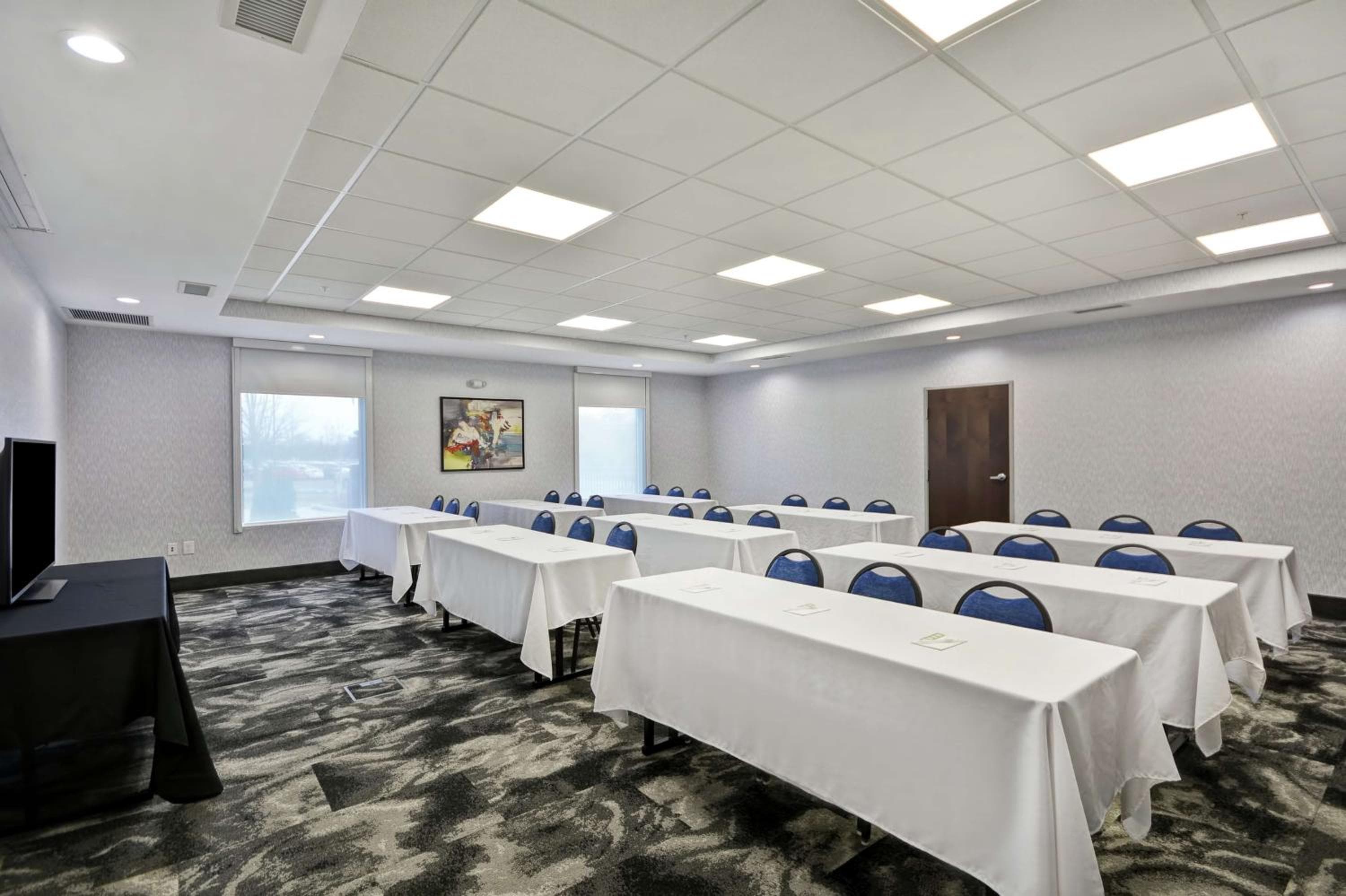 Home2 Suites By Hilton Grand Rapids North, Grand Rapids, photo 6