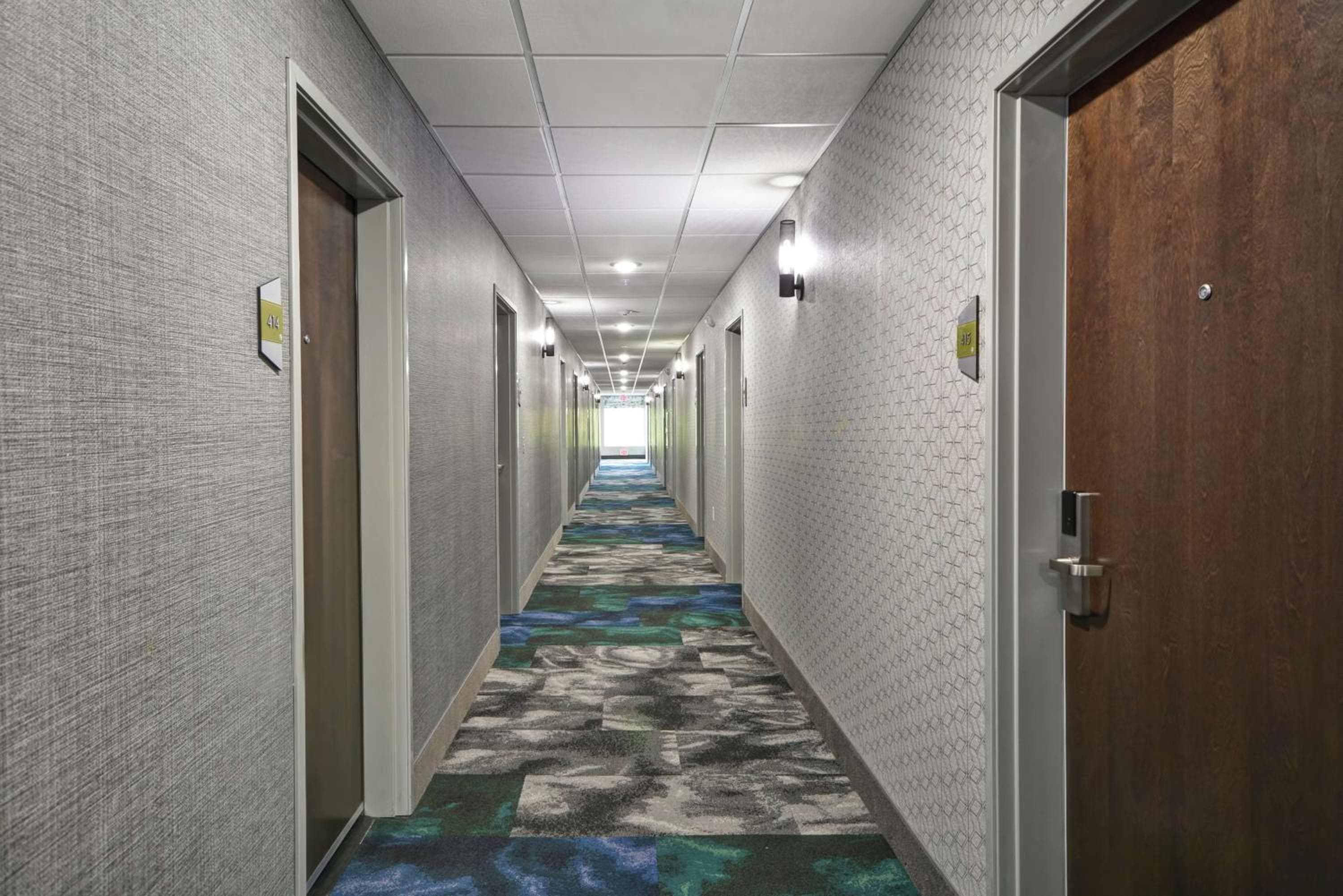 Home2 Suites By Hilton Grand Rapids North, Grand Rapids, photo 4