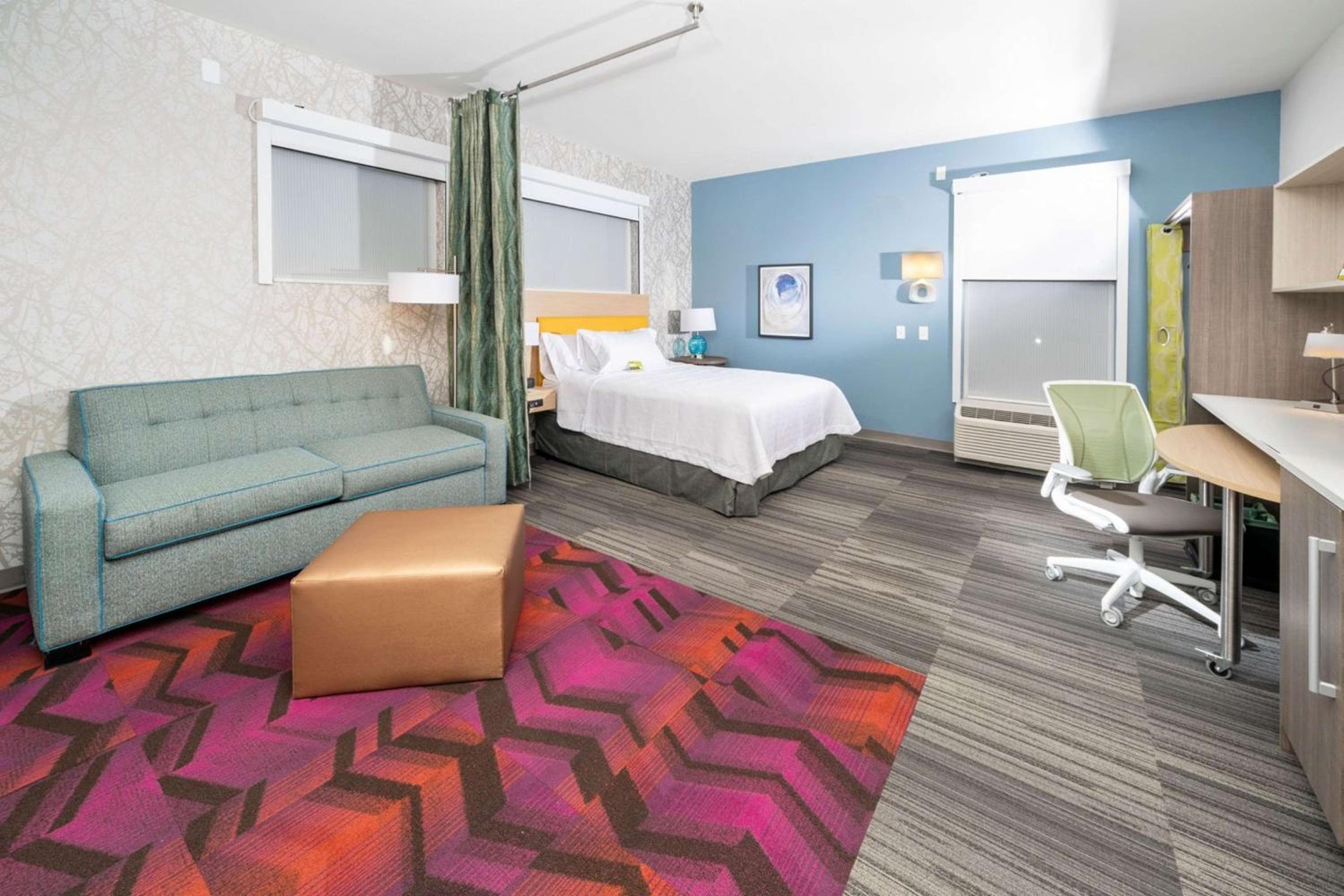 Home2 Suites By Hilton Newark Airport, Newark, photo 4