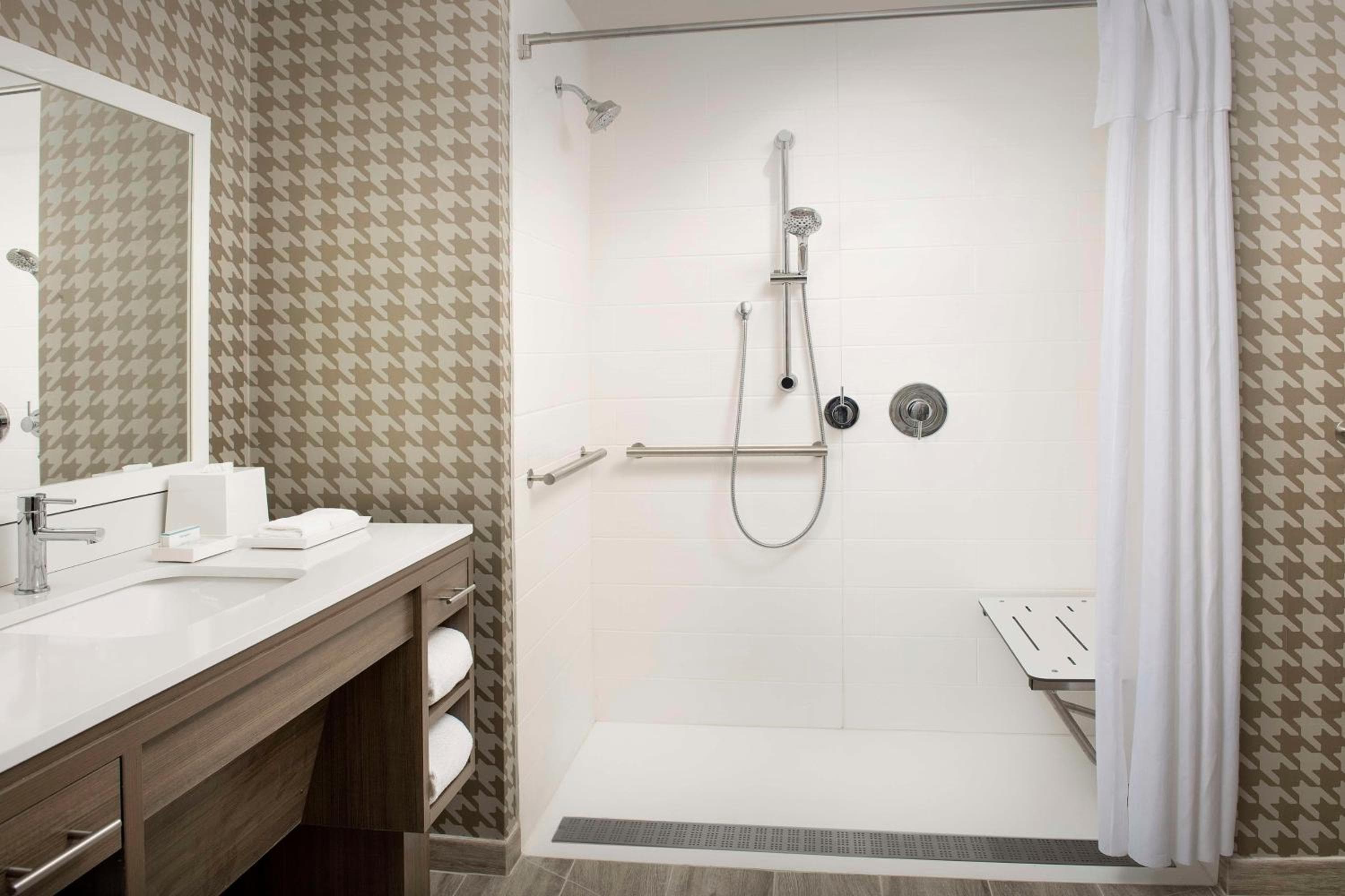 Home2 Suites by Hilton Fort Myers Airport, Fort Myers, photo 6