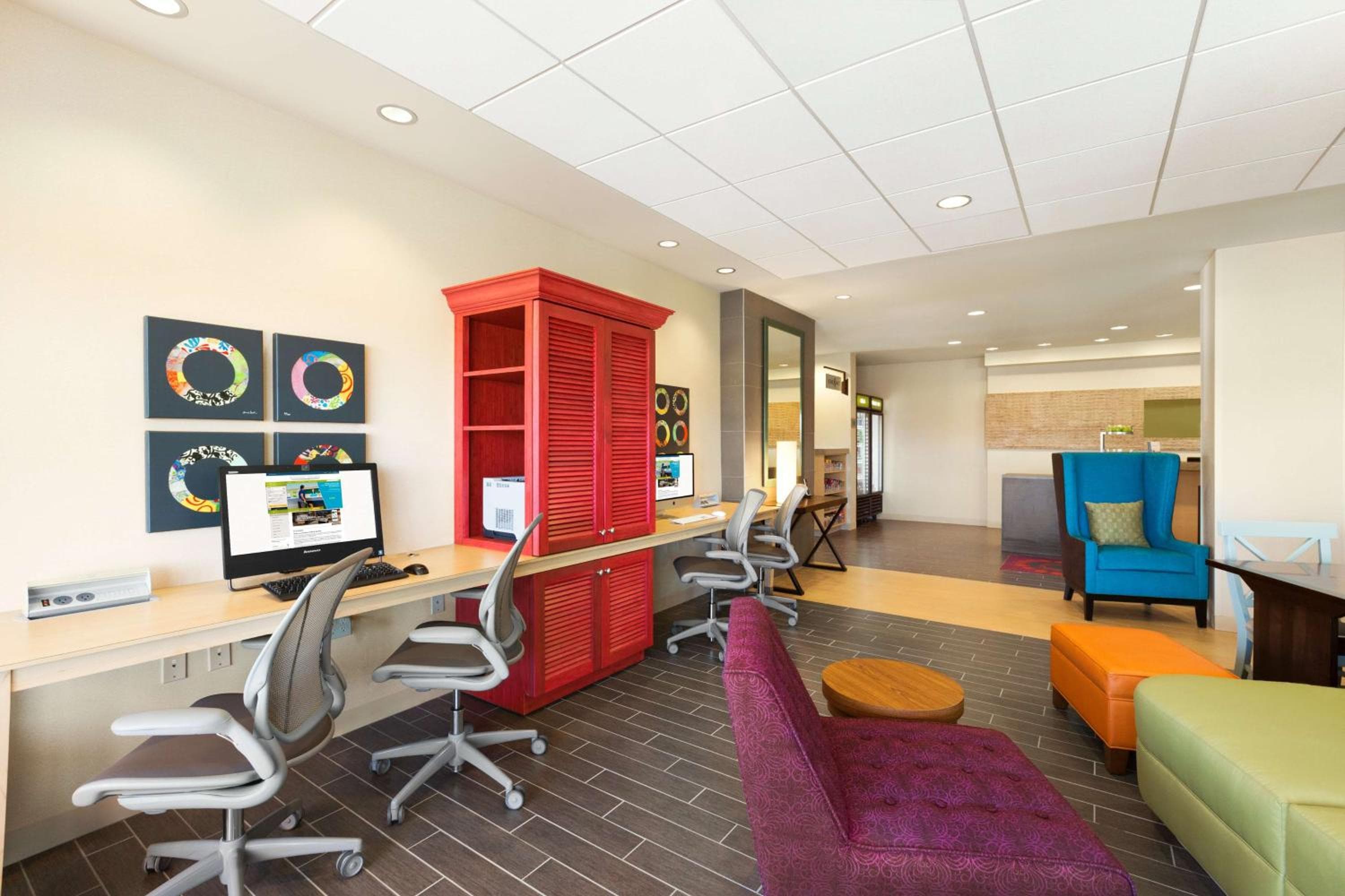 Home2 Suites by Hilton Farmington/Bloomfield, Farmington, photo 2