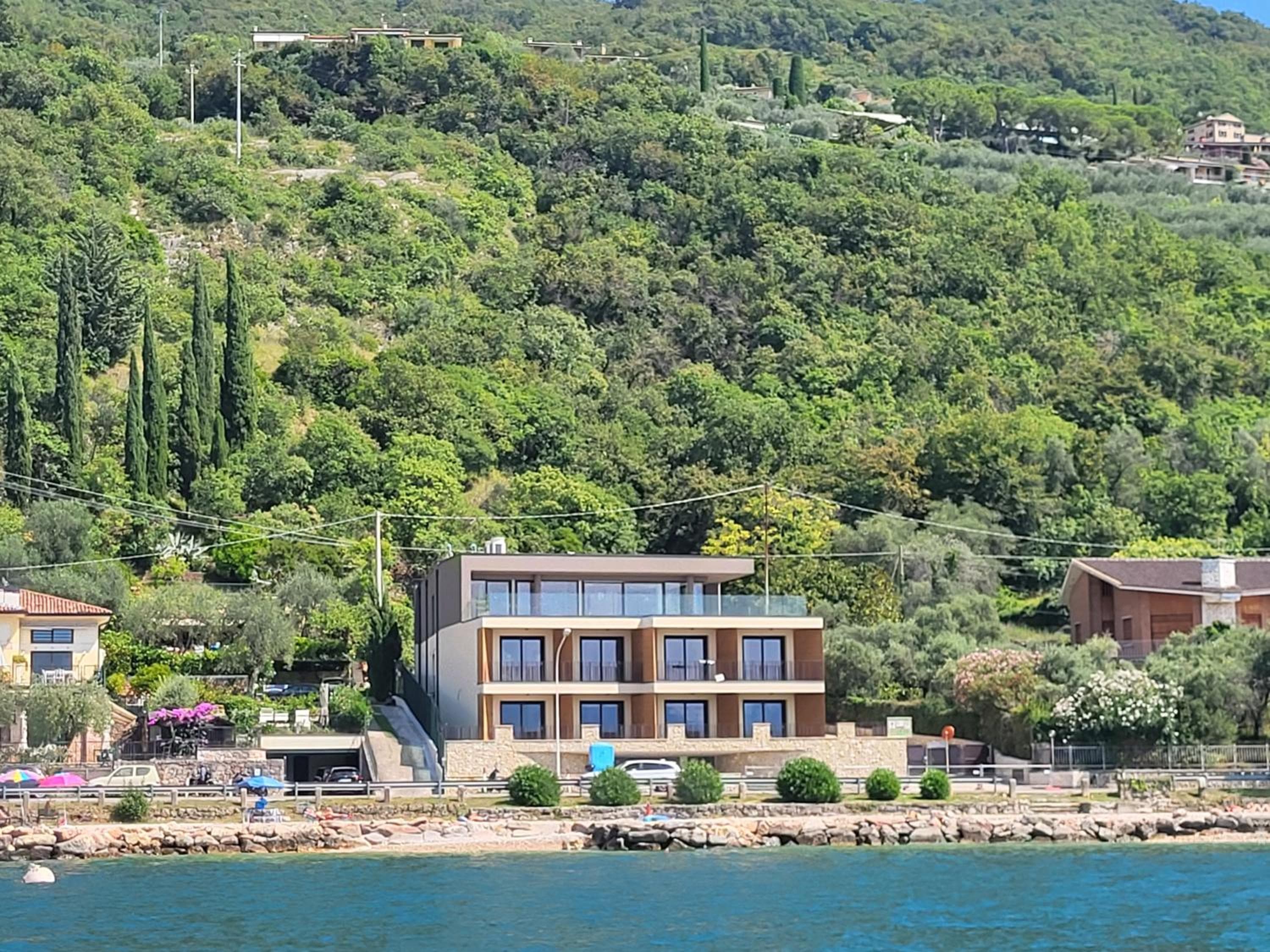 Attilio High Living Suites - Adults Only, Torri del Benaco