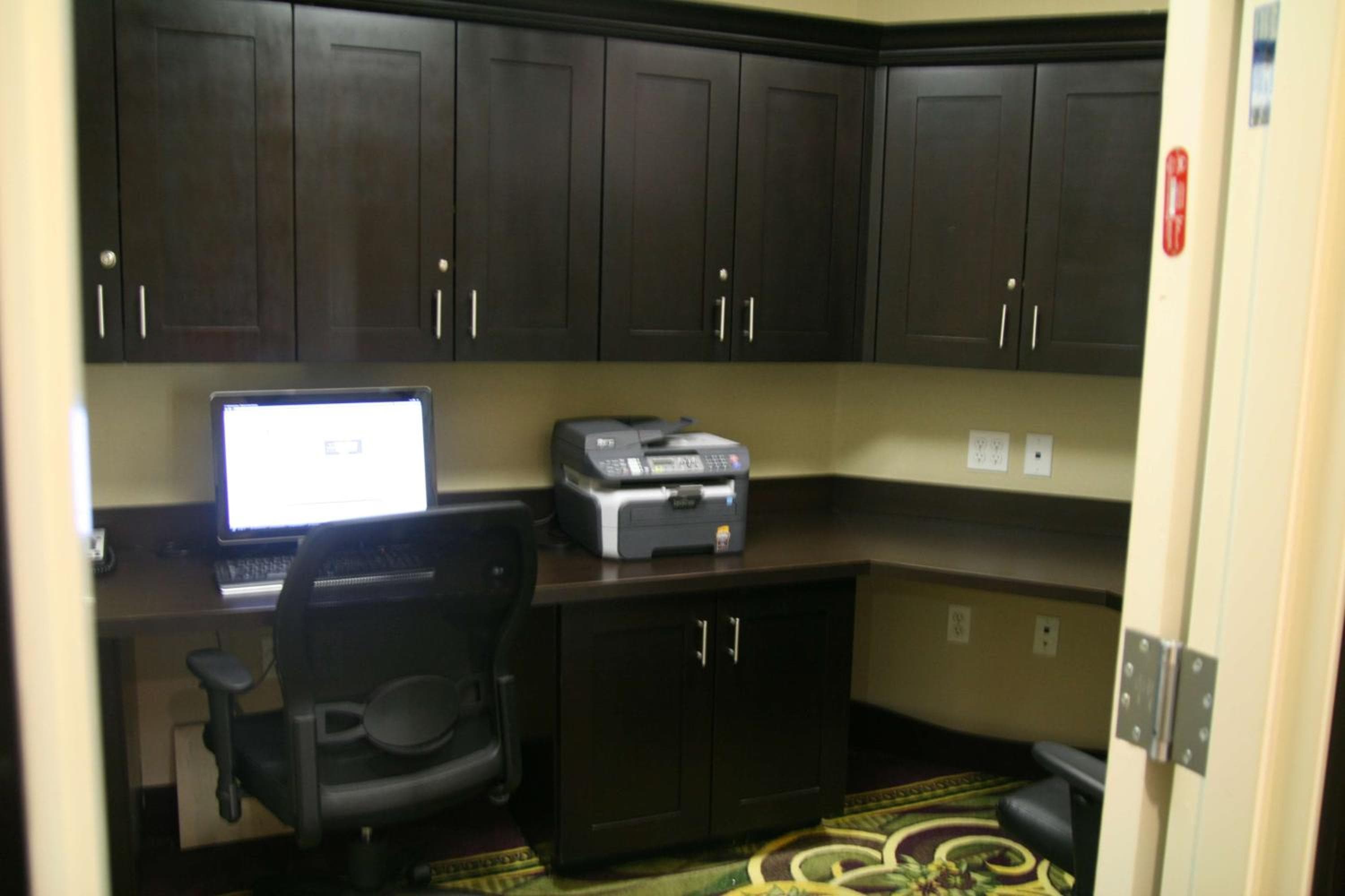 Hawthorn Extended Stay by Wyndham Kilgore, Kilgore, photo 4