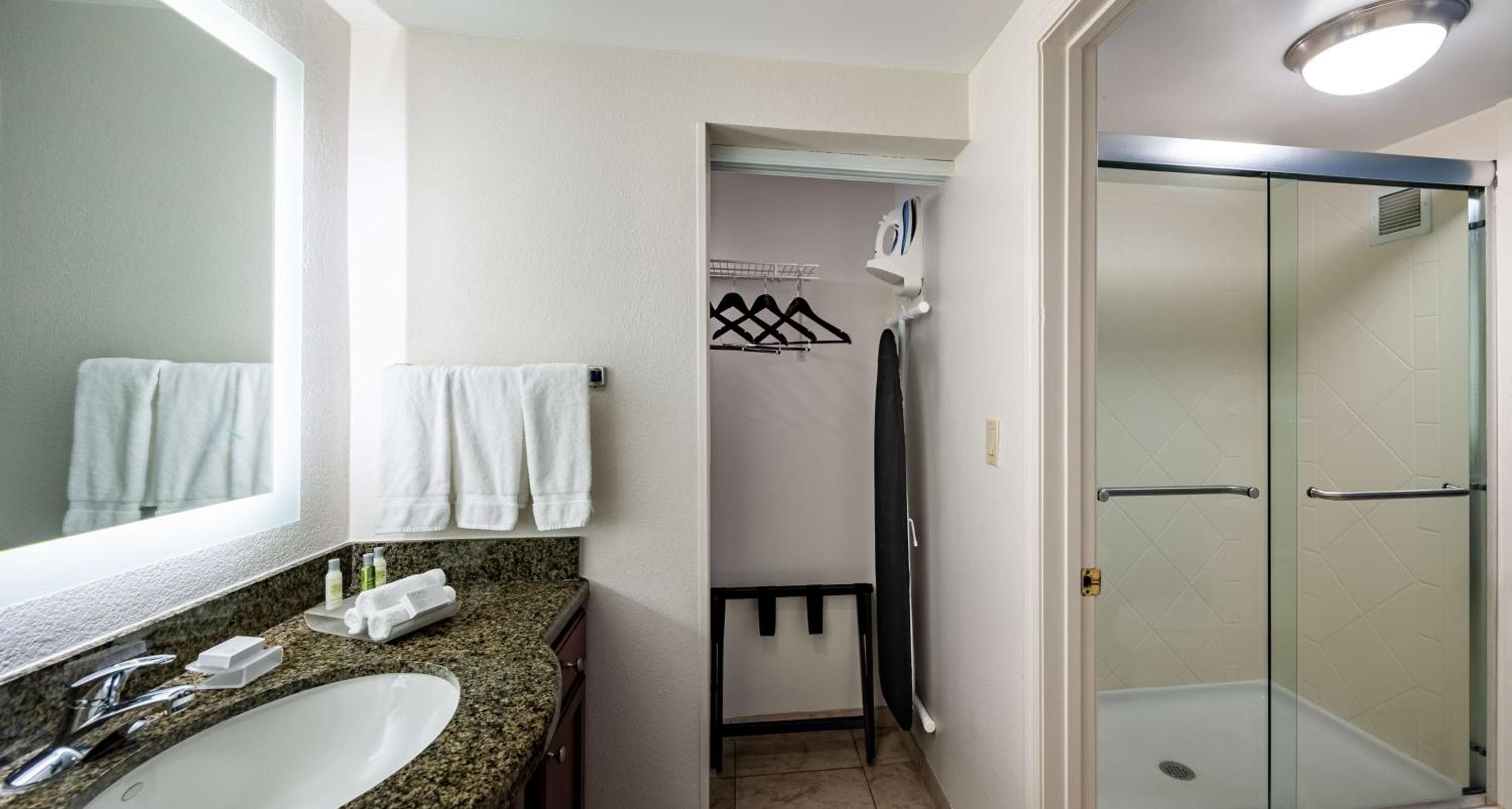 Homewood Suites by Hilton Gainesville, Gainesville, photo 4