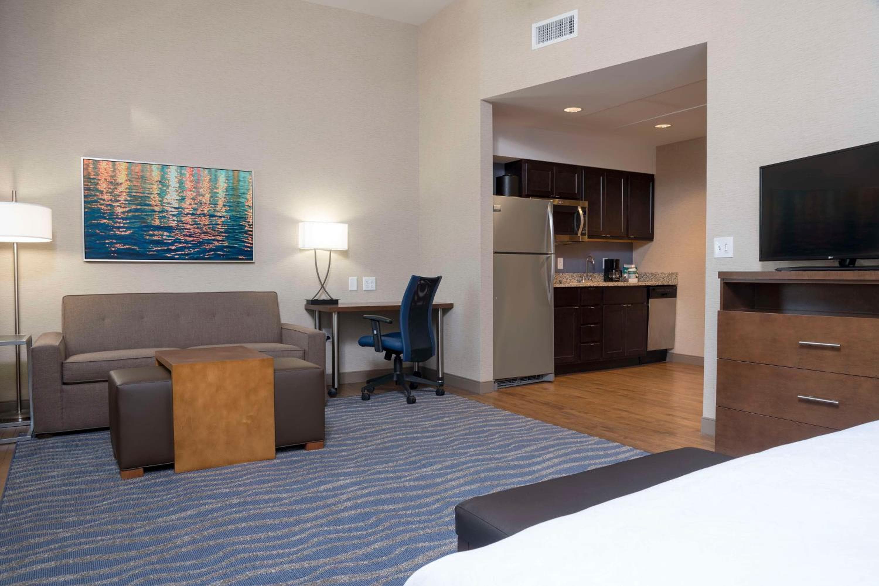 Homewood Suites by Hilton Grand Rapids Downtown, Grand Rapids, photo 3
