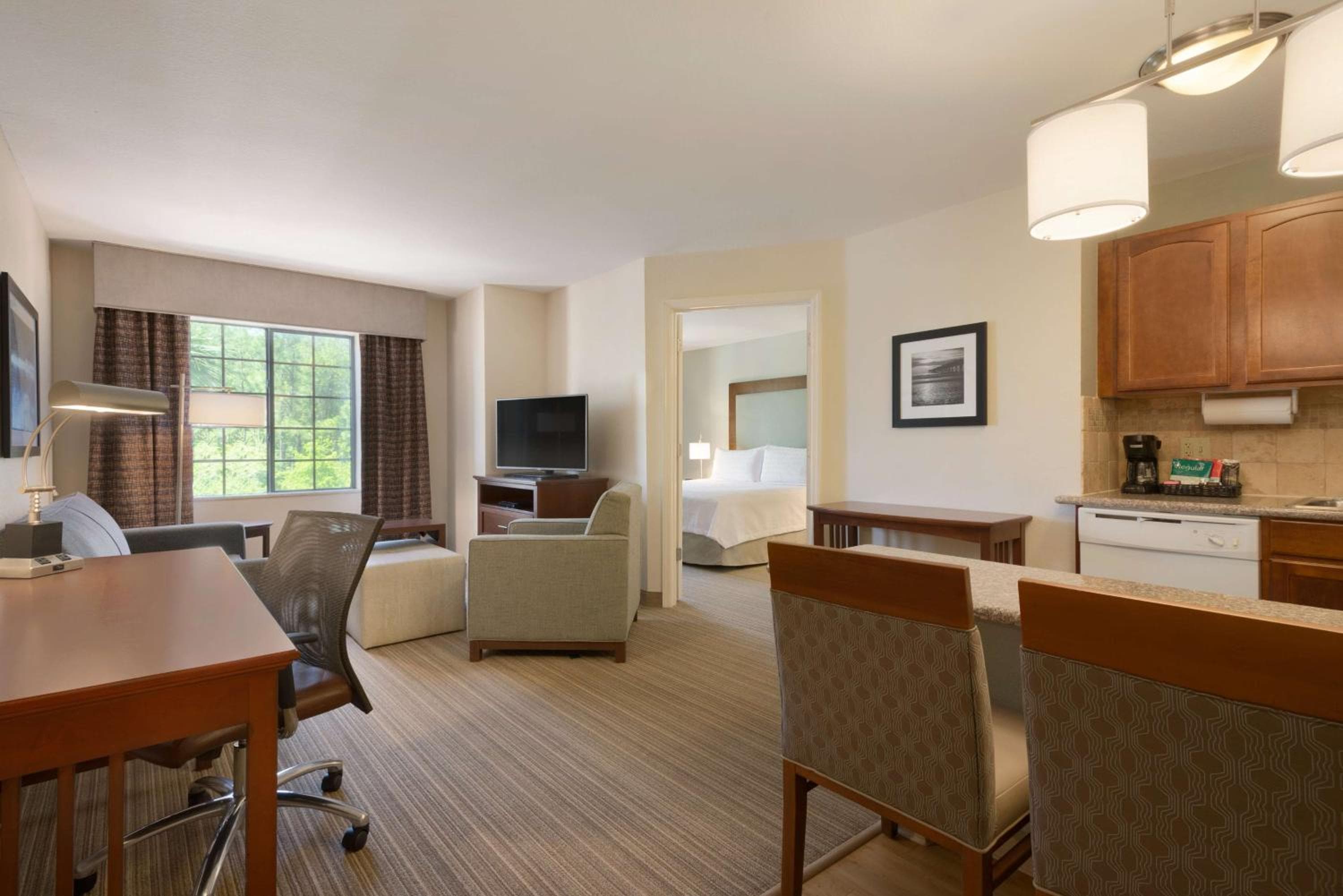 Homewood Suites Jacksonville Deerwood Park, Jacksonville, photo 4