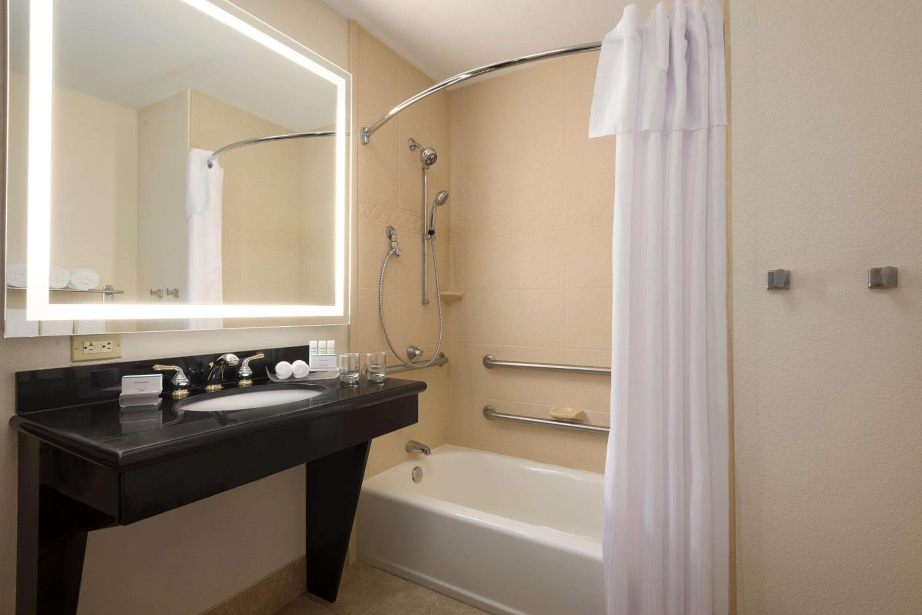 Homewood Suites Jacksonville Deerwood Park, Jacksonville, photo 3