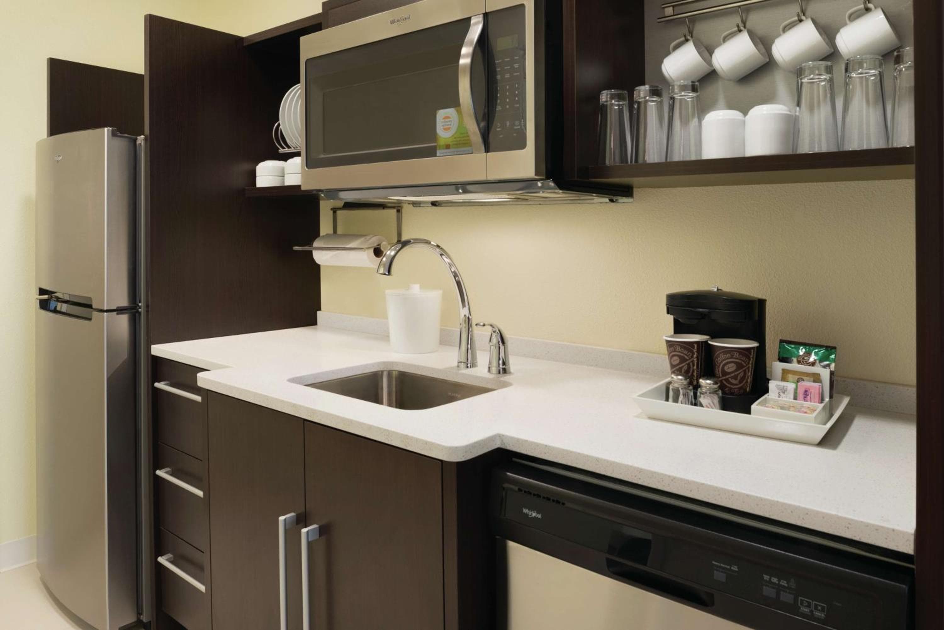 Home2 Suites By Hilton Iowa City Coralville, Coralville, photo 4