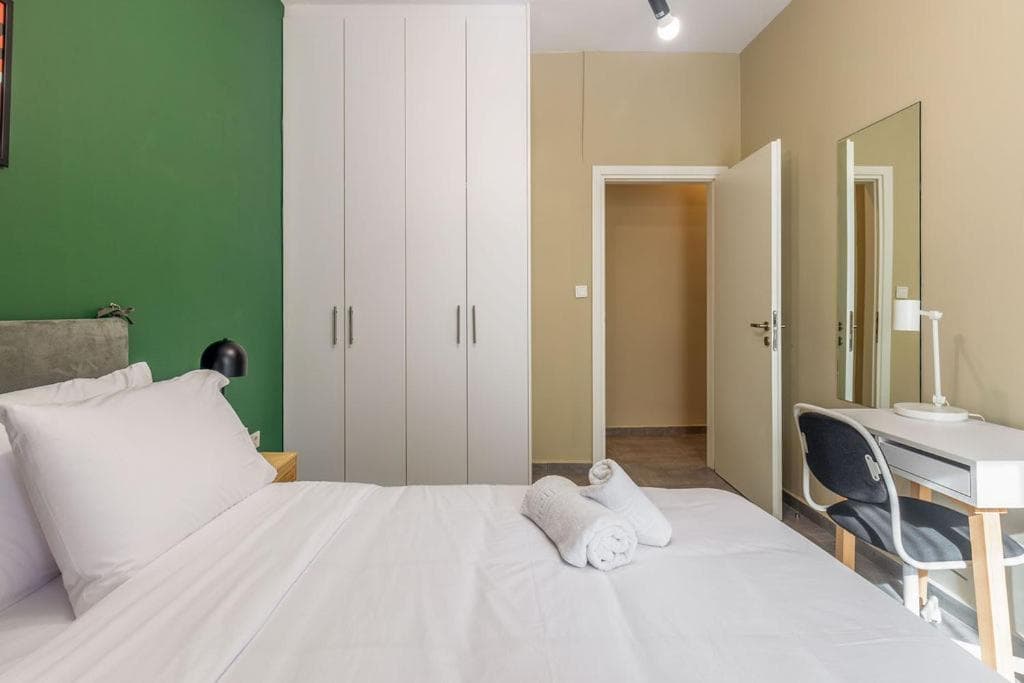 Bedroom at Snug by Zoia Living