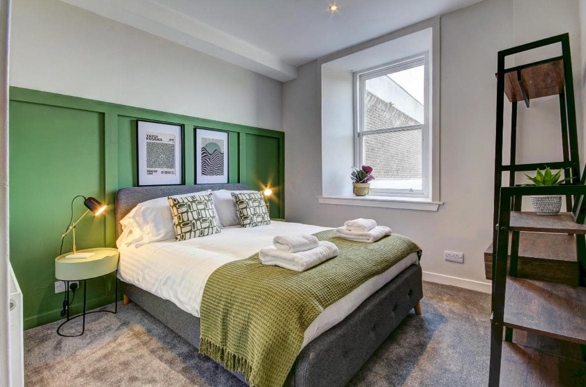 The Bank - Rooms & Apartments by Coorie Doon Stays, Troon, photo 6