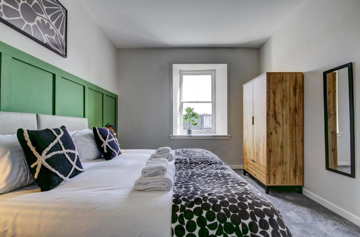 The Bank - Rooms & Apartments by Coorie Doon Stays, Troon, photo 5