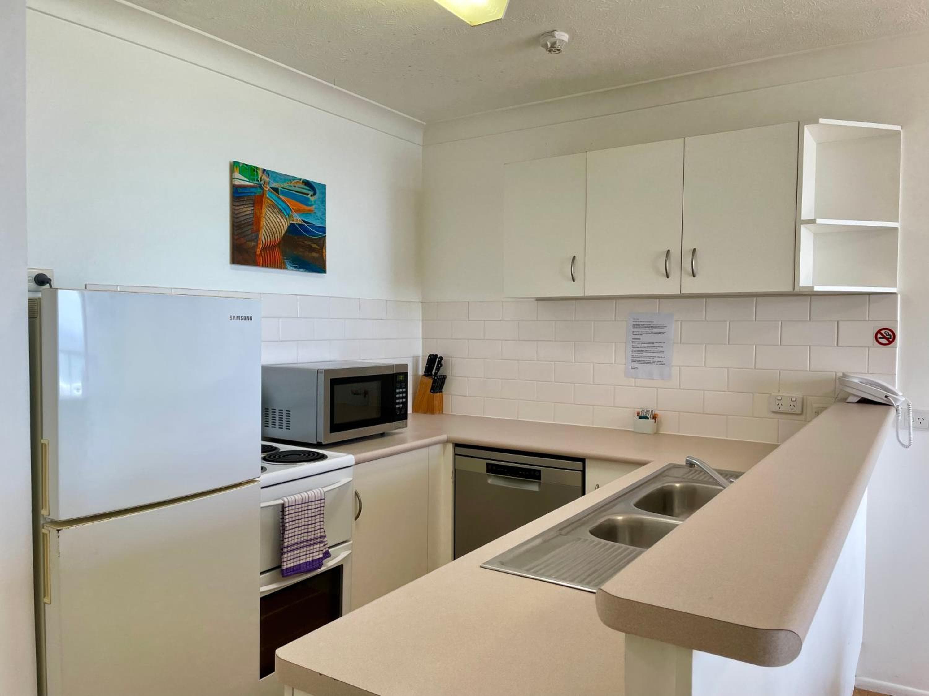 Warringa Surf Holiday Apartments, Gold Coast, photo 3