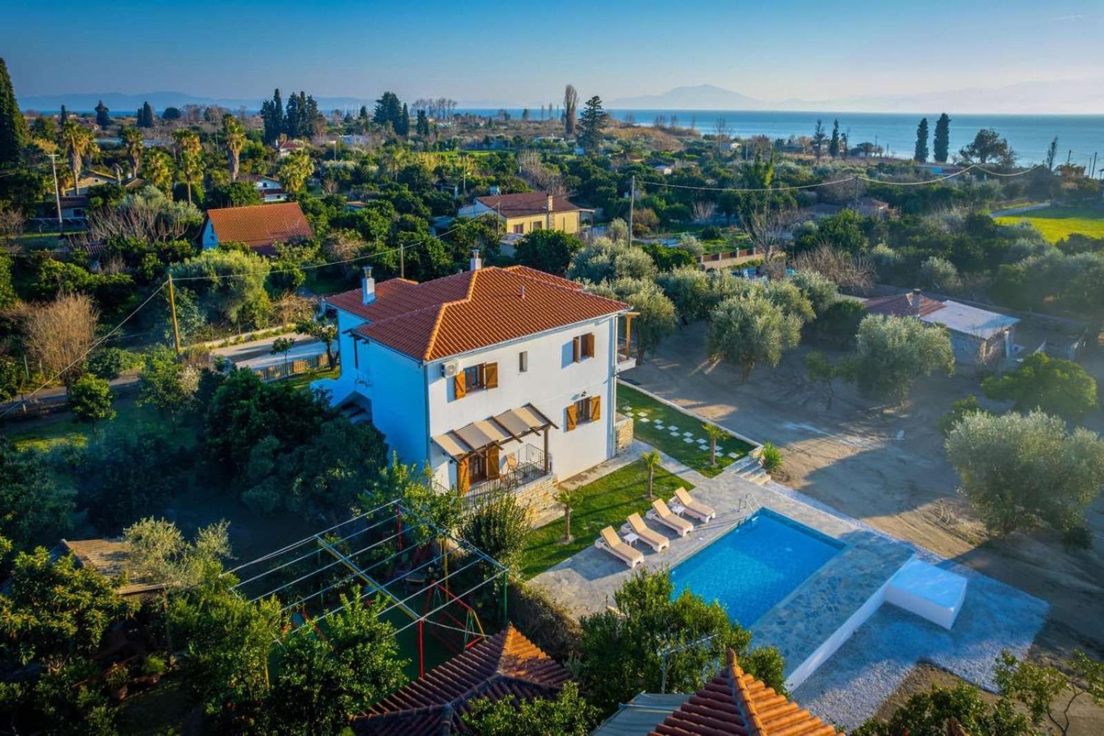 Kostis Orange Resort, Volos